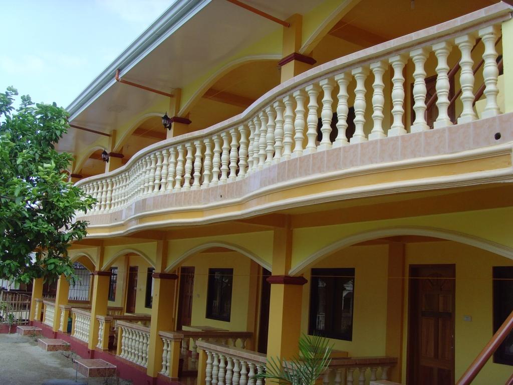 White Beach Lodge & Restaurant