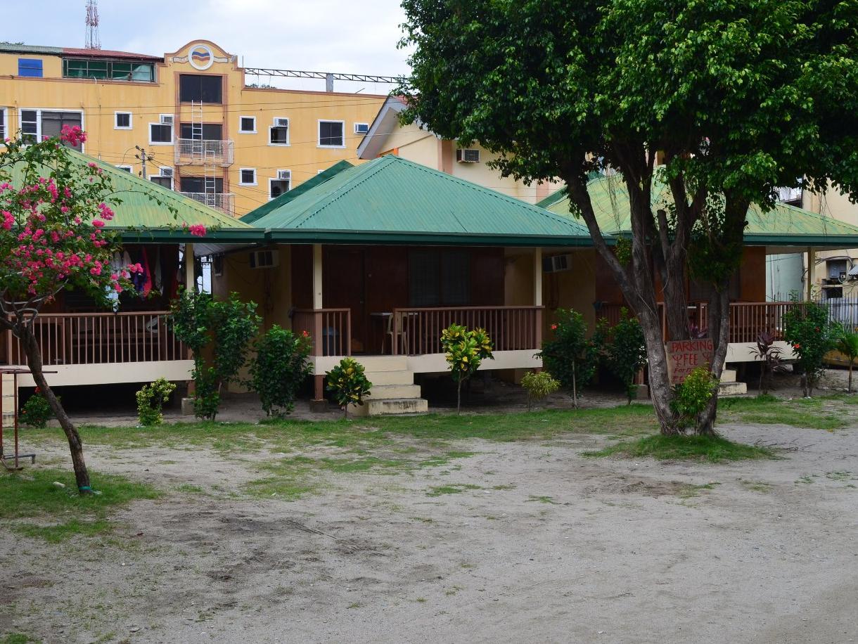 White Beach Lodge & Restaurant