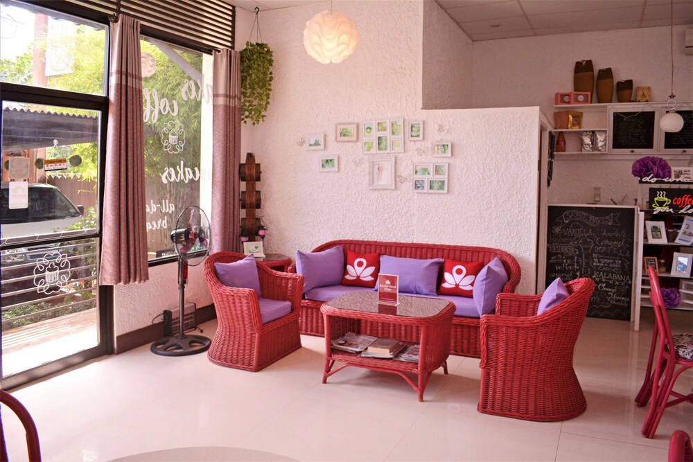 Ala Amid Bed & Breakfast by ZEN Rooms