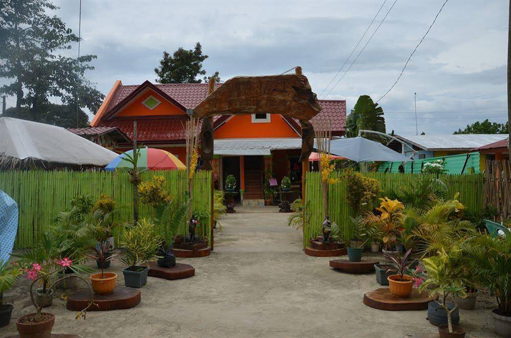Alcarlo's Pension House