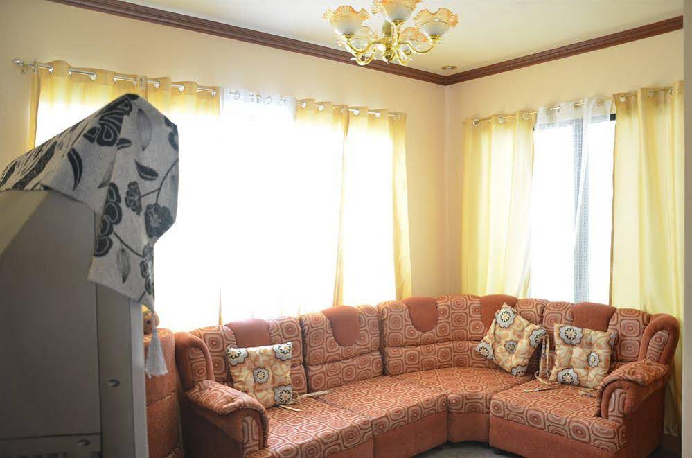 Alcarlo's Pension House