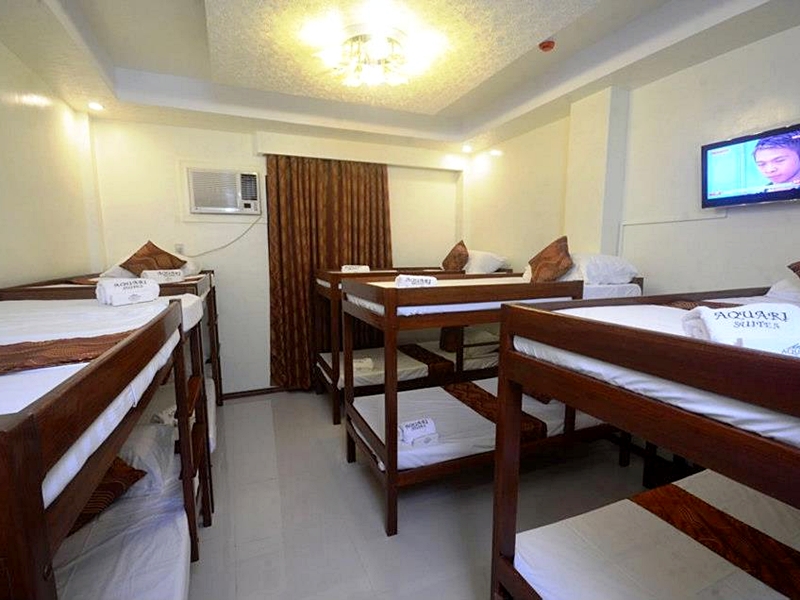 Aquari Travelers Suites
