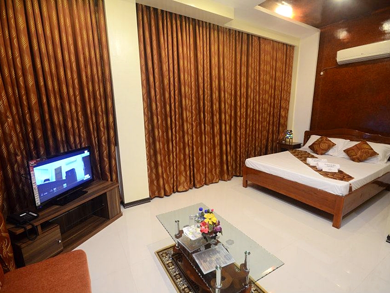 Aquari Travelers Suites