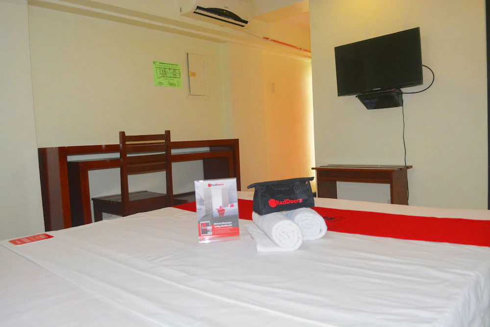 Ava Palm Suites by RedDoorz