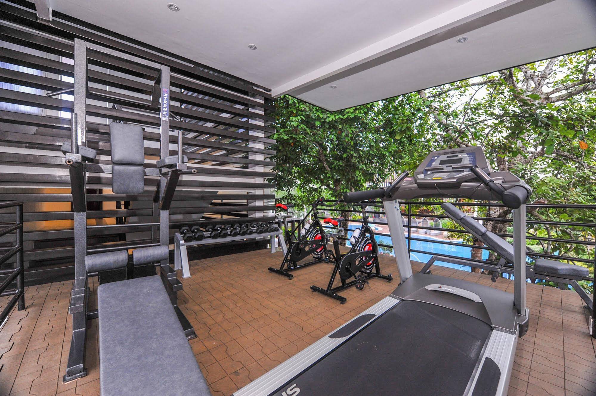 Aziza Paradise Hotel