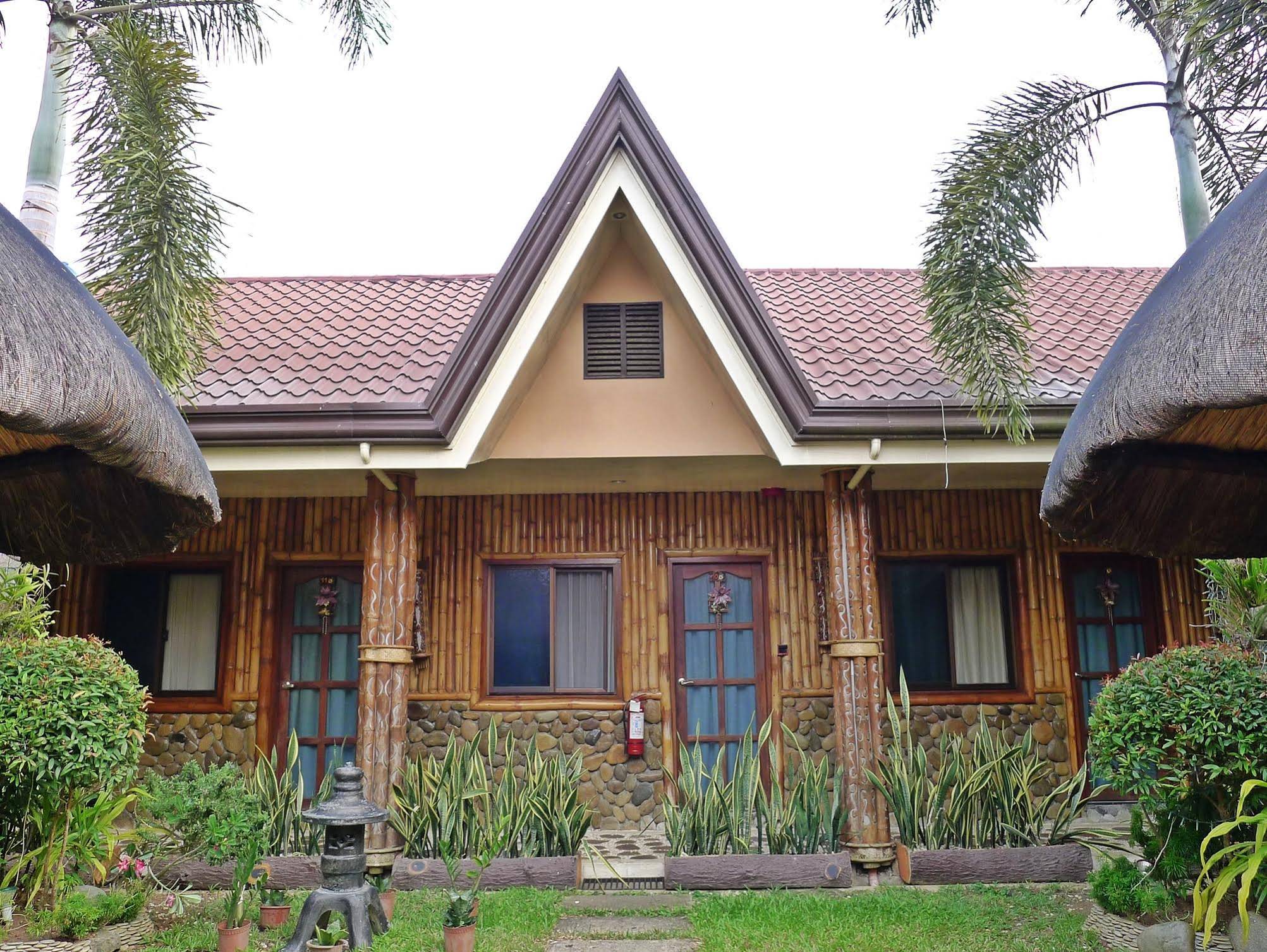 OYO 676 Casa Fuerte Bed and Breakfast