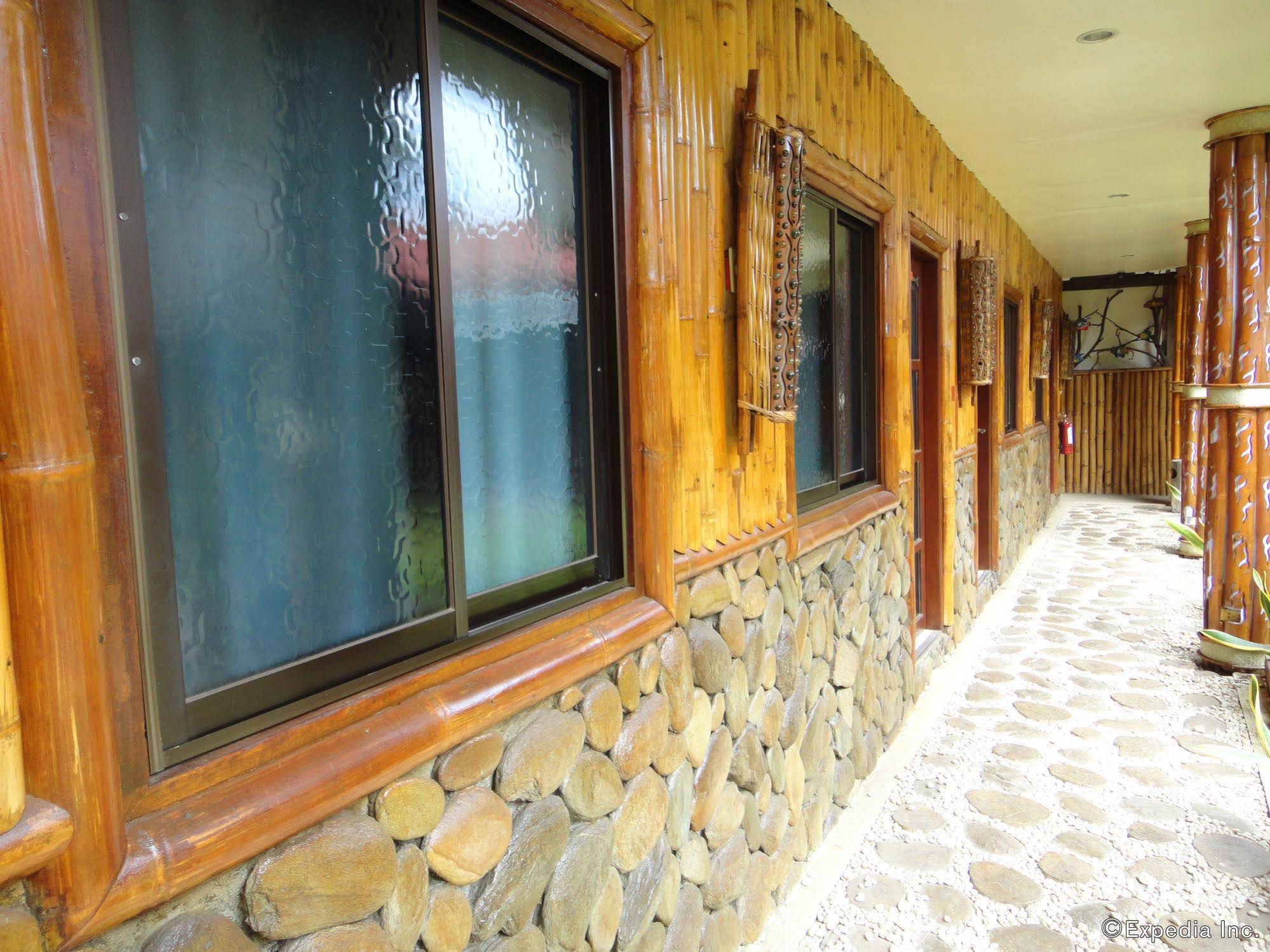 OYO 676 Casa Fuerte Bed and Breakfast