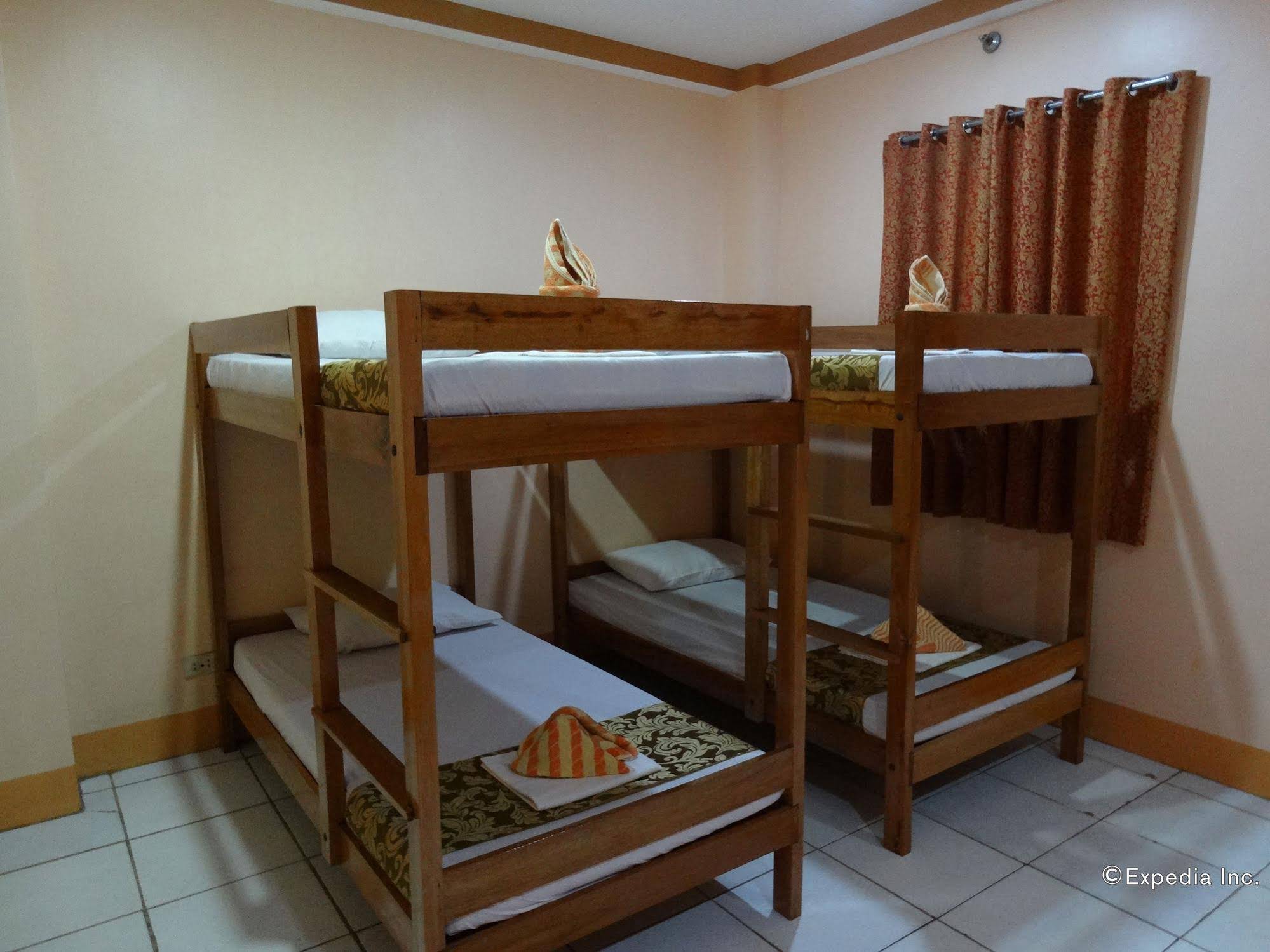 Corazon Tourist Inn