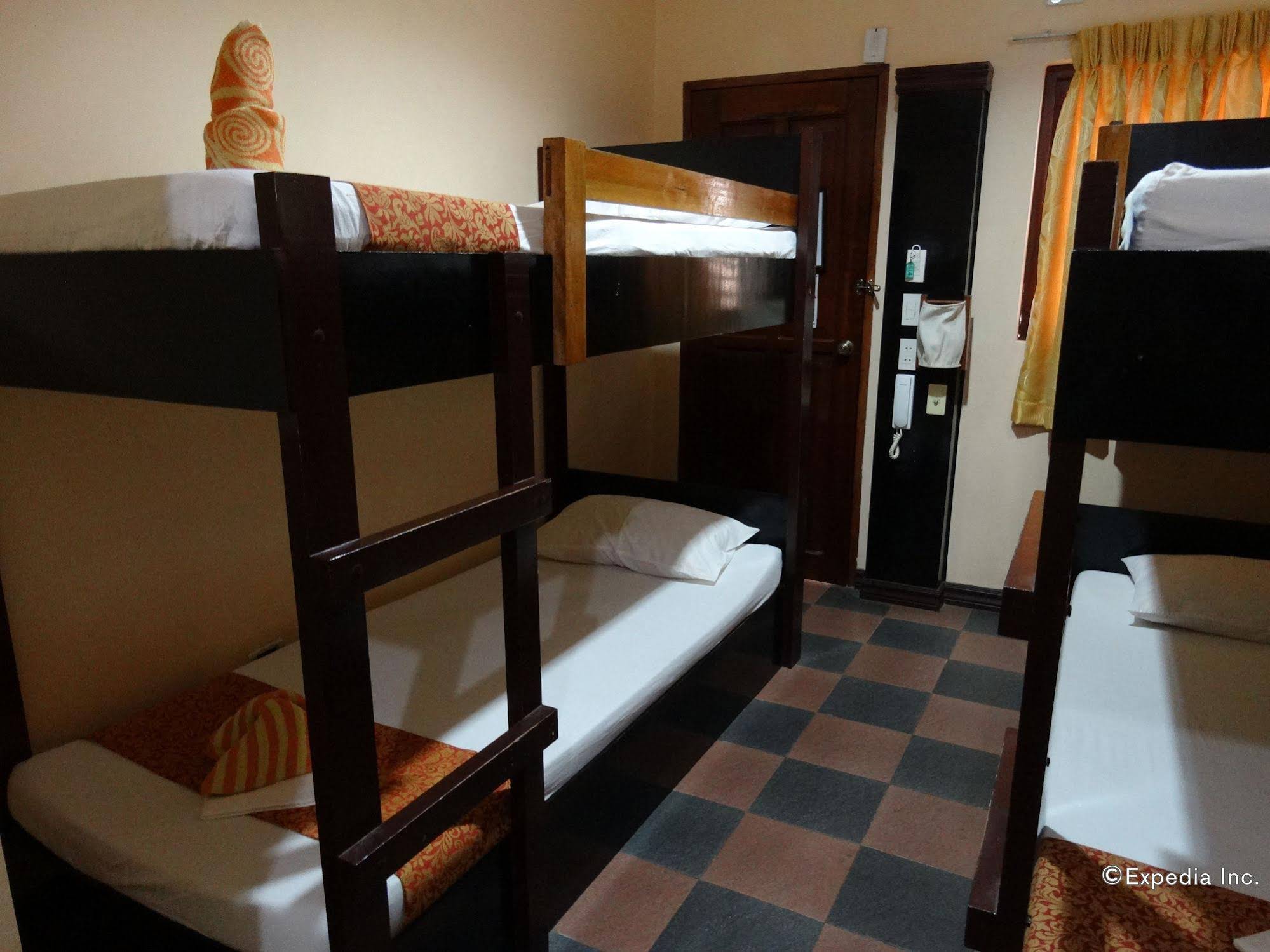 Corazon Tourist Inn