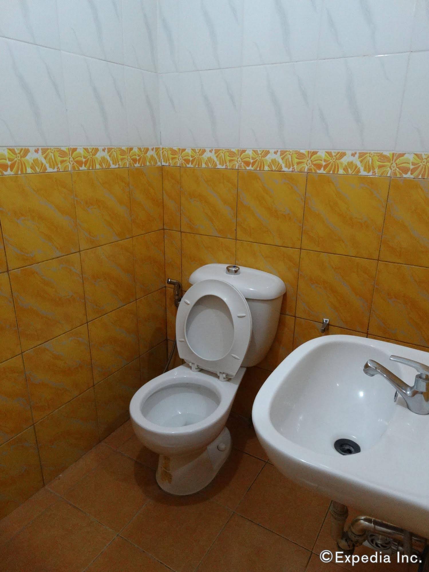 Corazon Tourist Inn