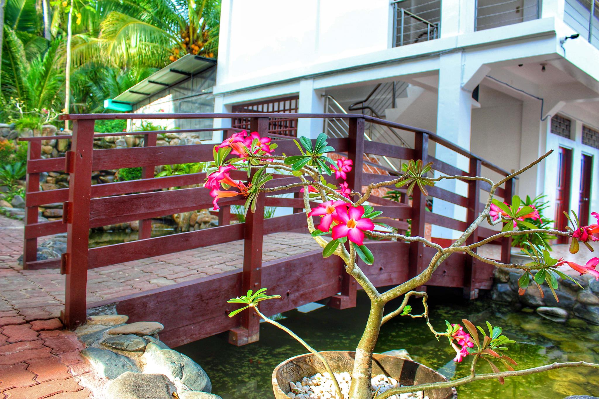 Costa Palawan Resort