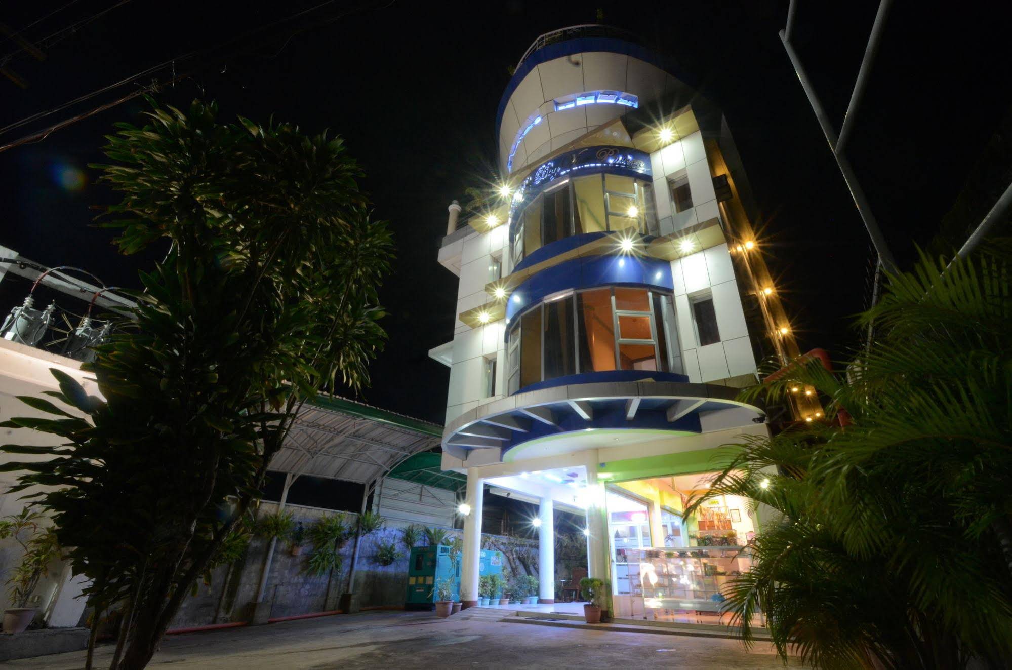 OYO 554 Dad’s Bayview Pension