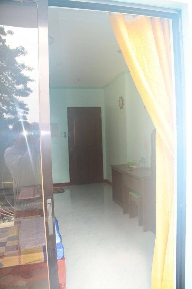 OYO 554 Dad’s Bayview Pension