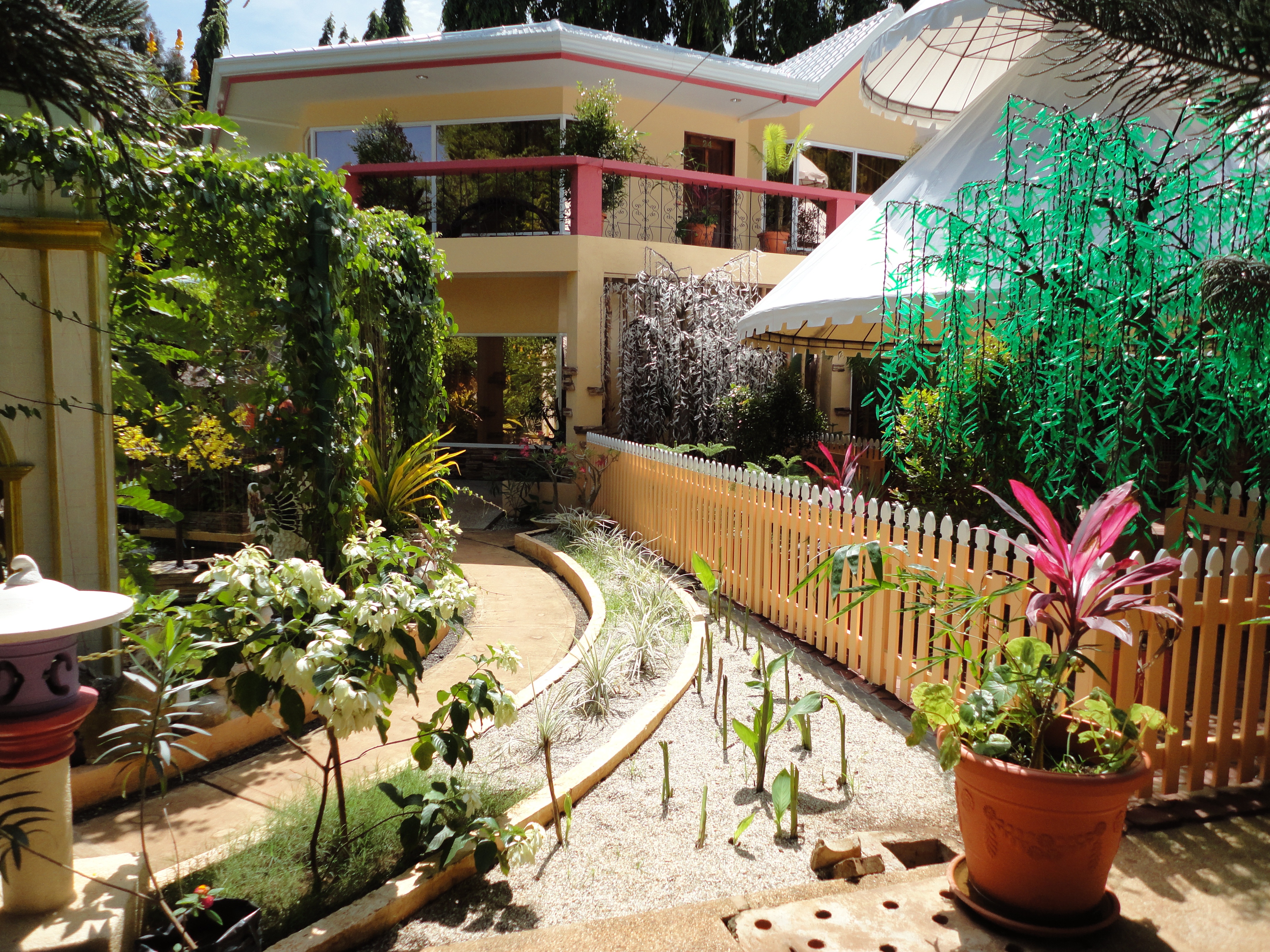 Deep Forest Garden Hotel
