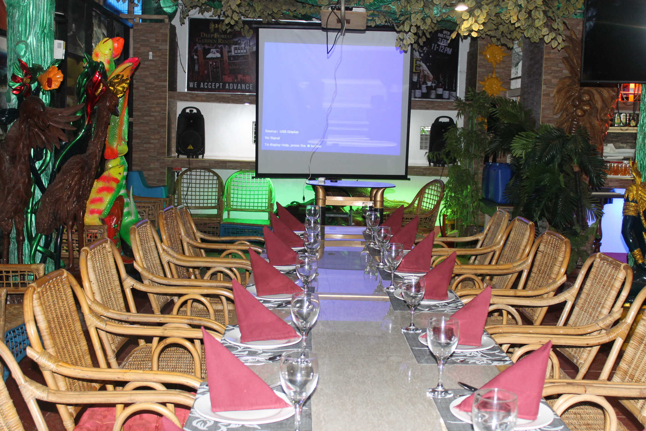 Deep Forest Garden Hotel
