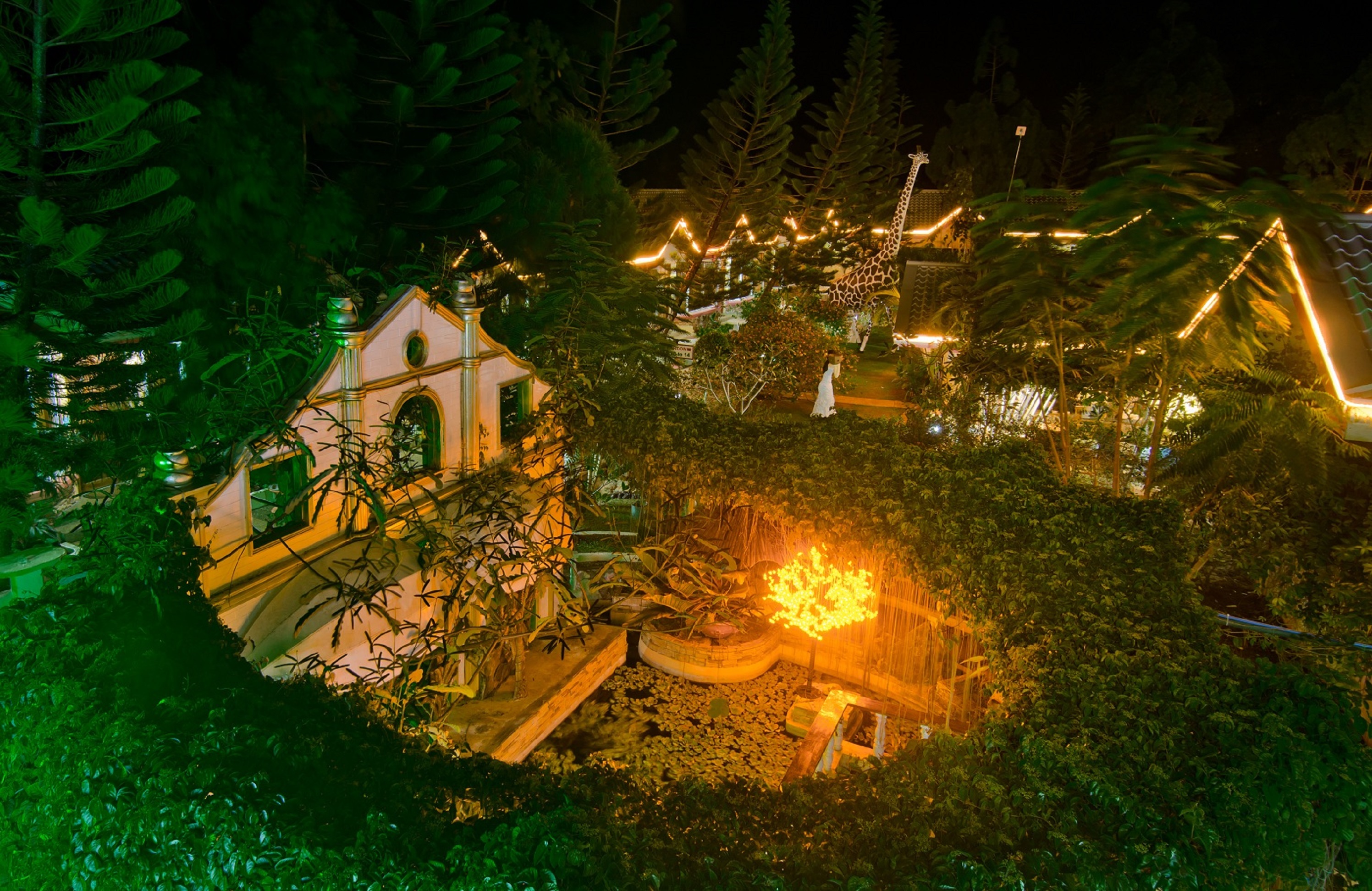 Deep Forest Garden Hotel
