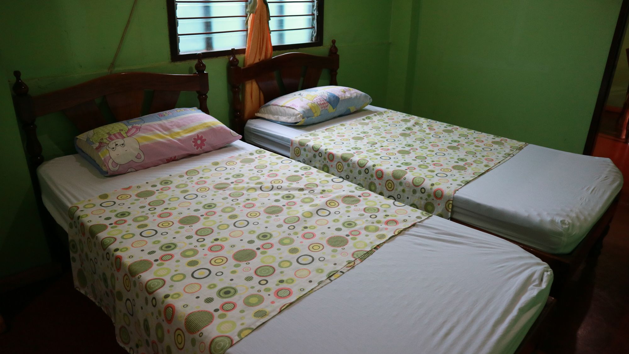 Dhayne Bed And Breakfast Hostel