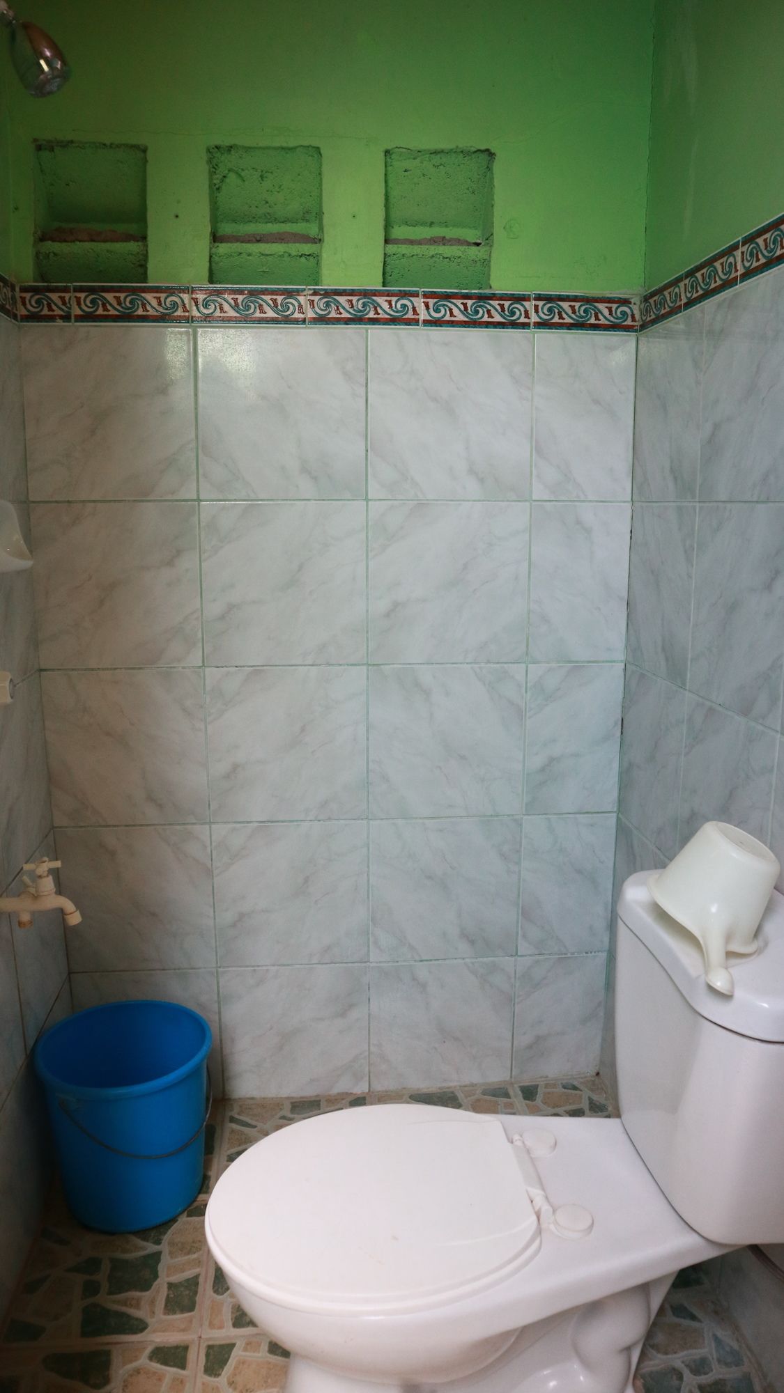 Dhayne Bed And Breakfast Hostel