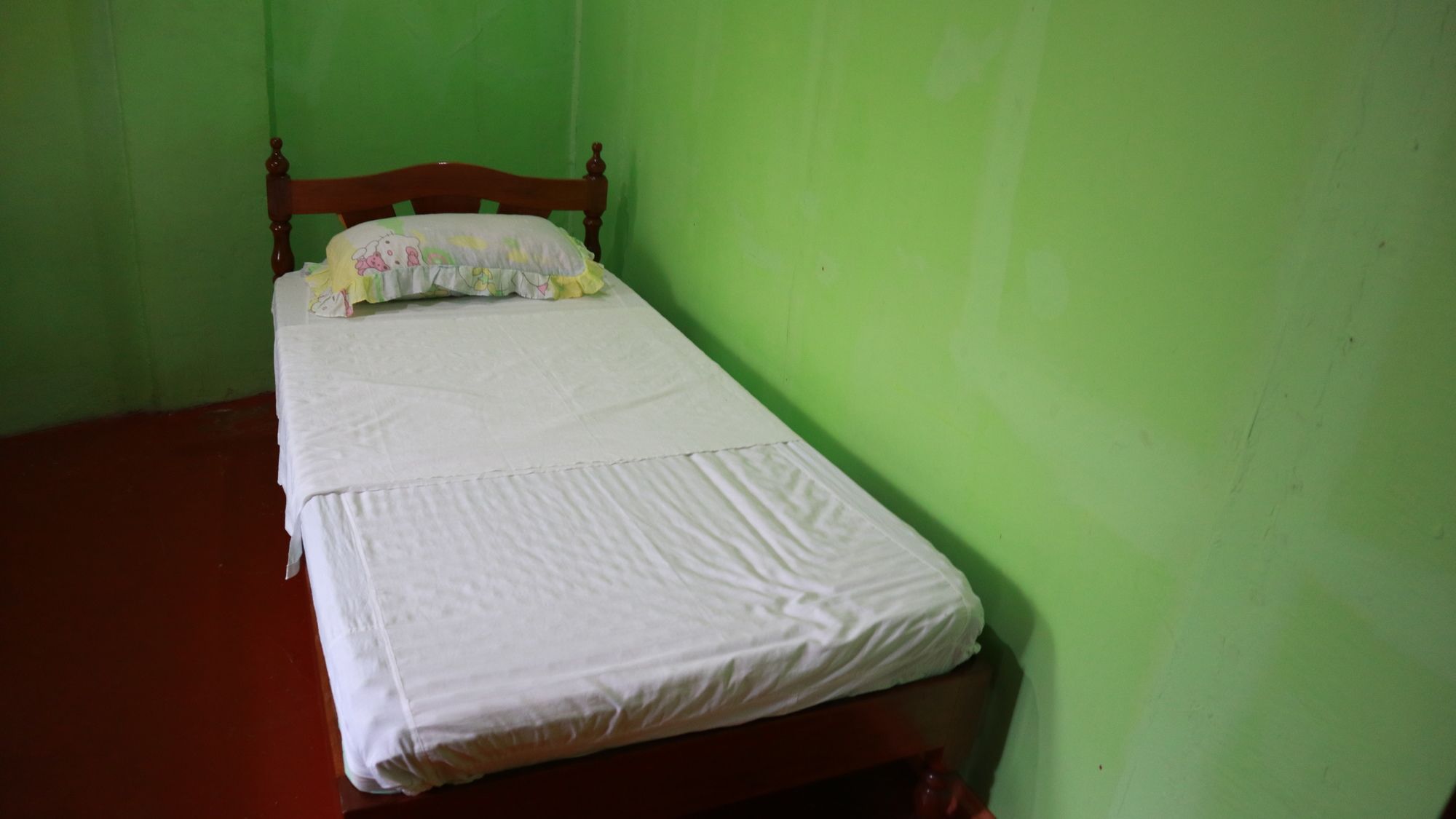 Dhayne Bed And Breakfast Hostel