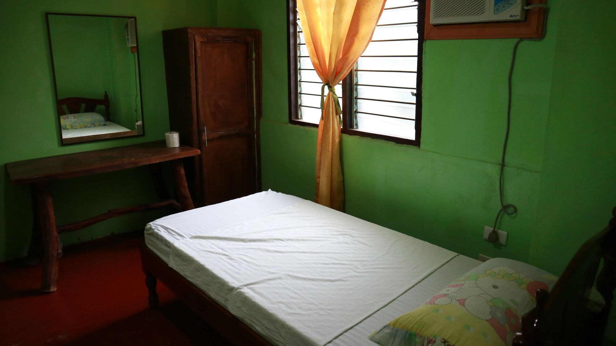 Dhayne Bed And Breakfast Hostel