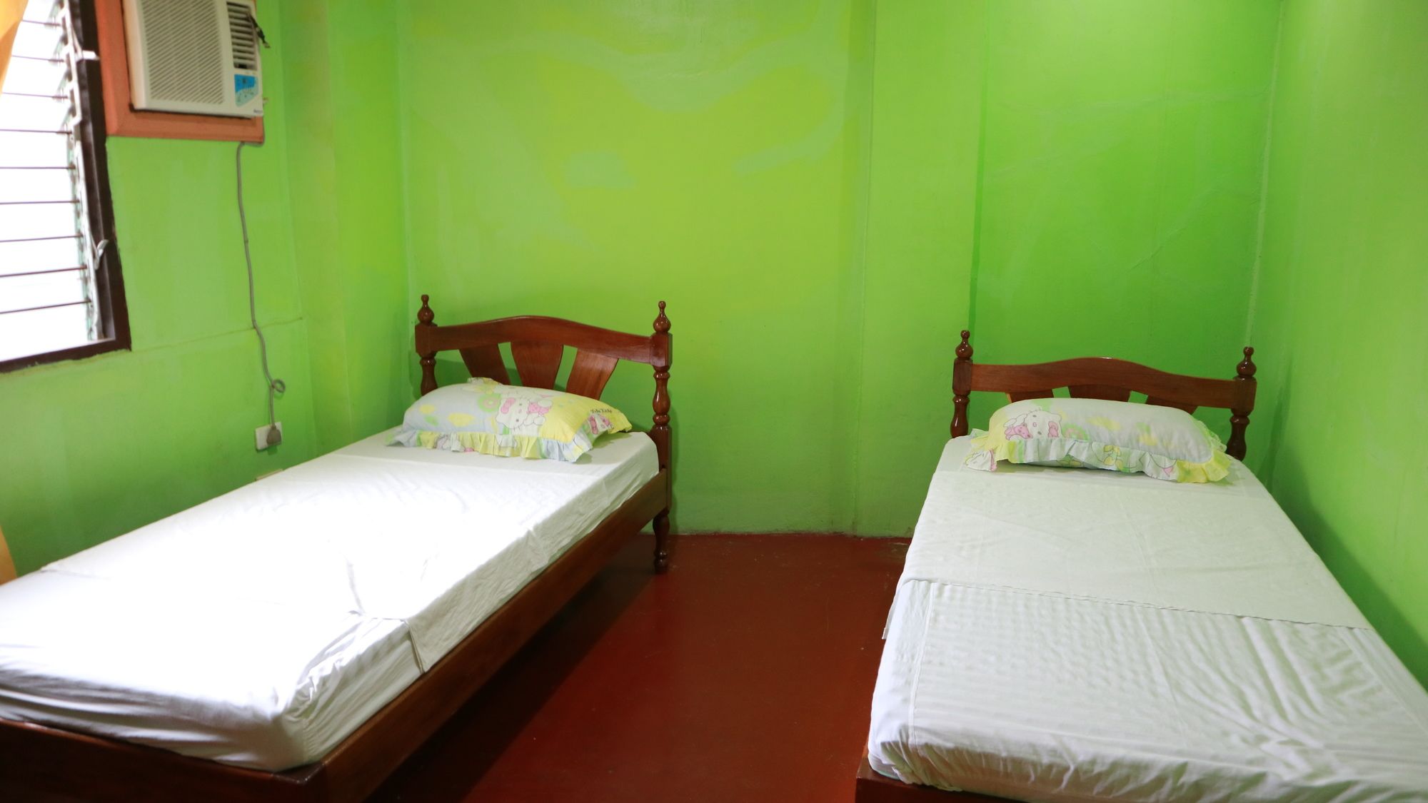 Dhayne Bed And Breakfast Hostel