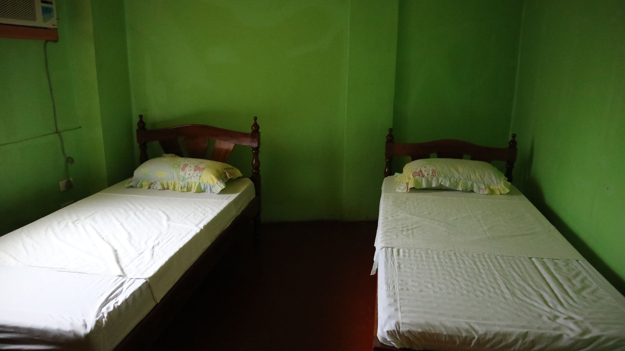 Dhayne Bed And Breakfast Hostel