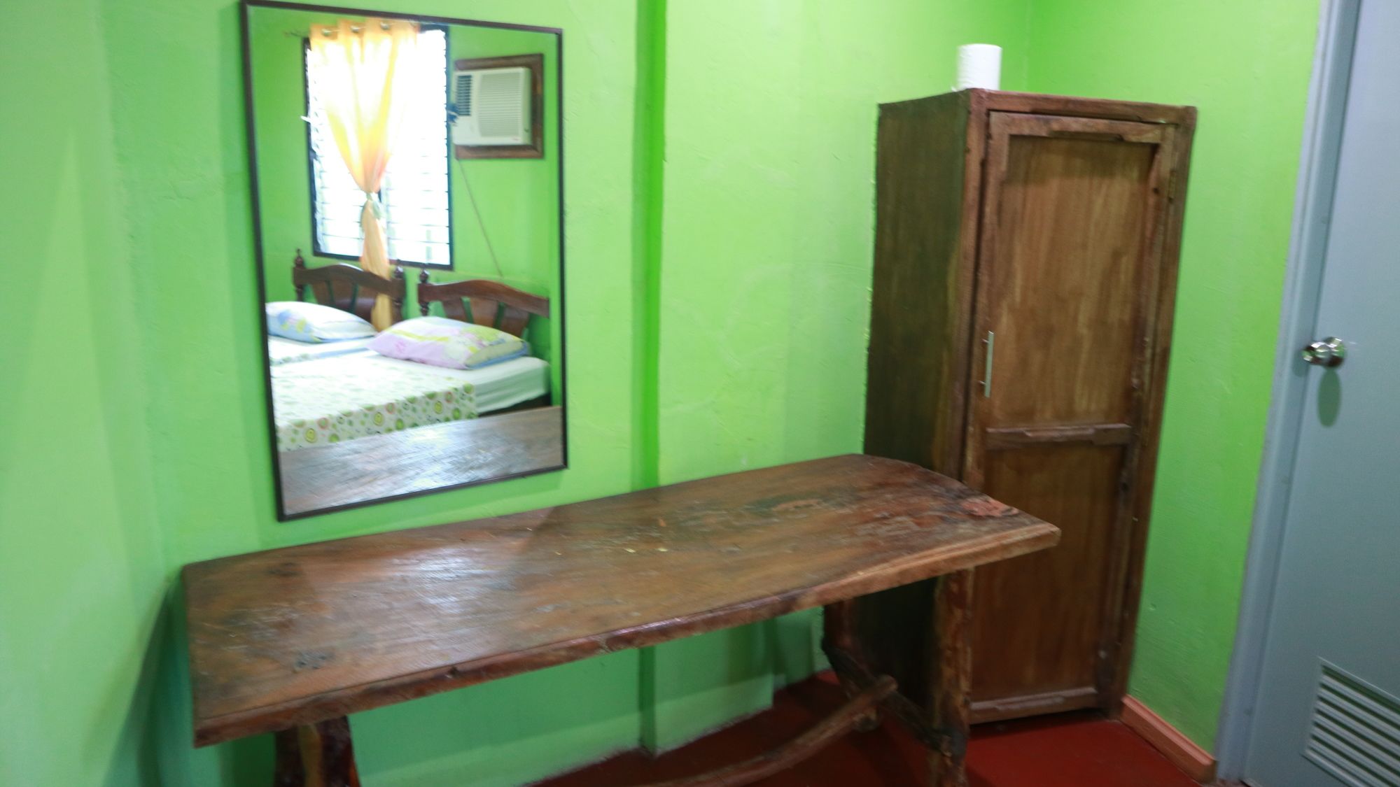 Dhayne Bed And Breakfast Hostel