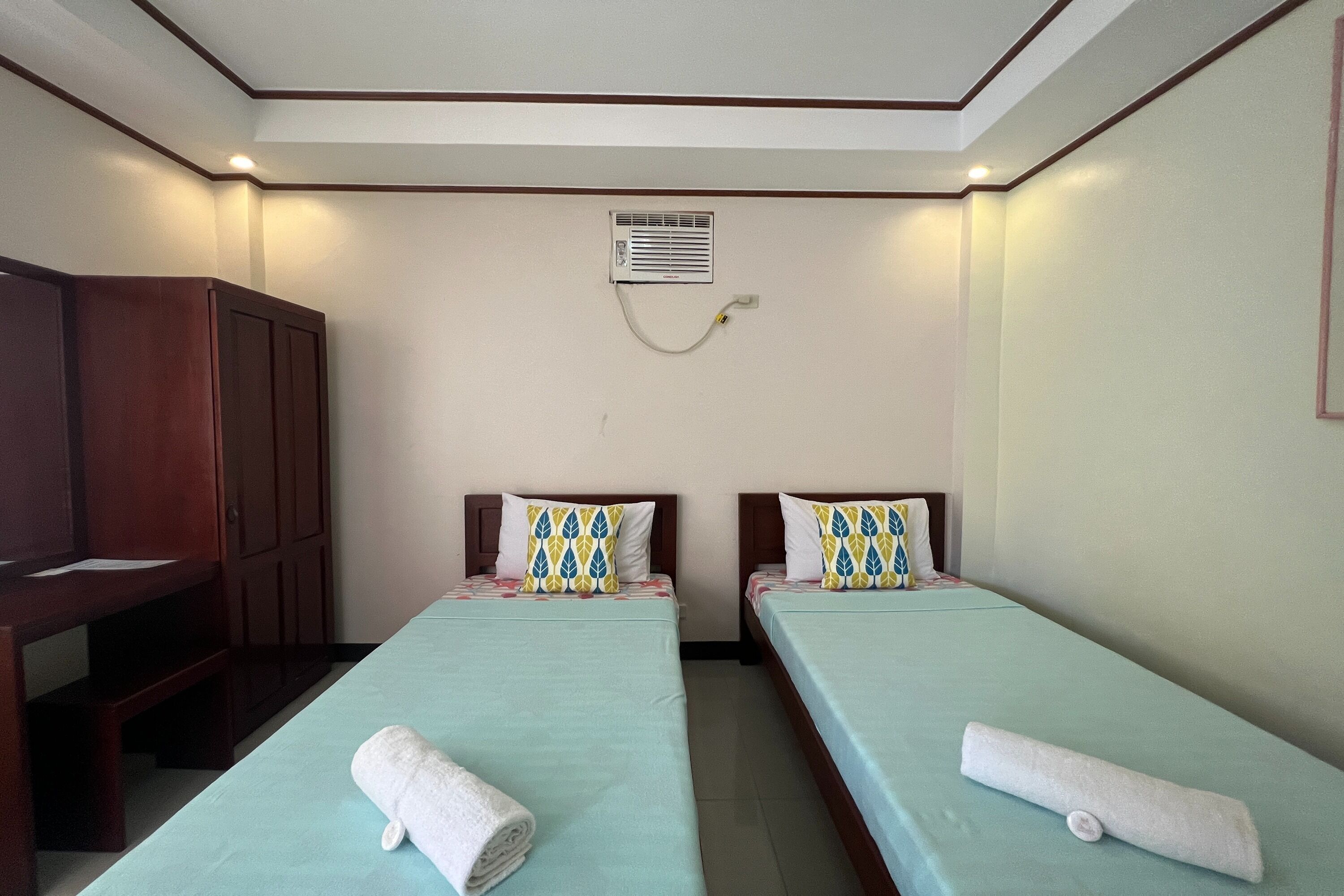 Dinahs Tourist Inn Puerto Princesa