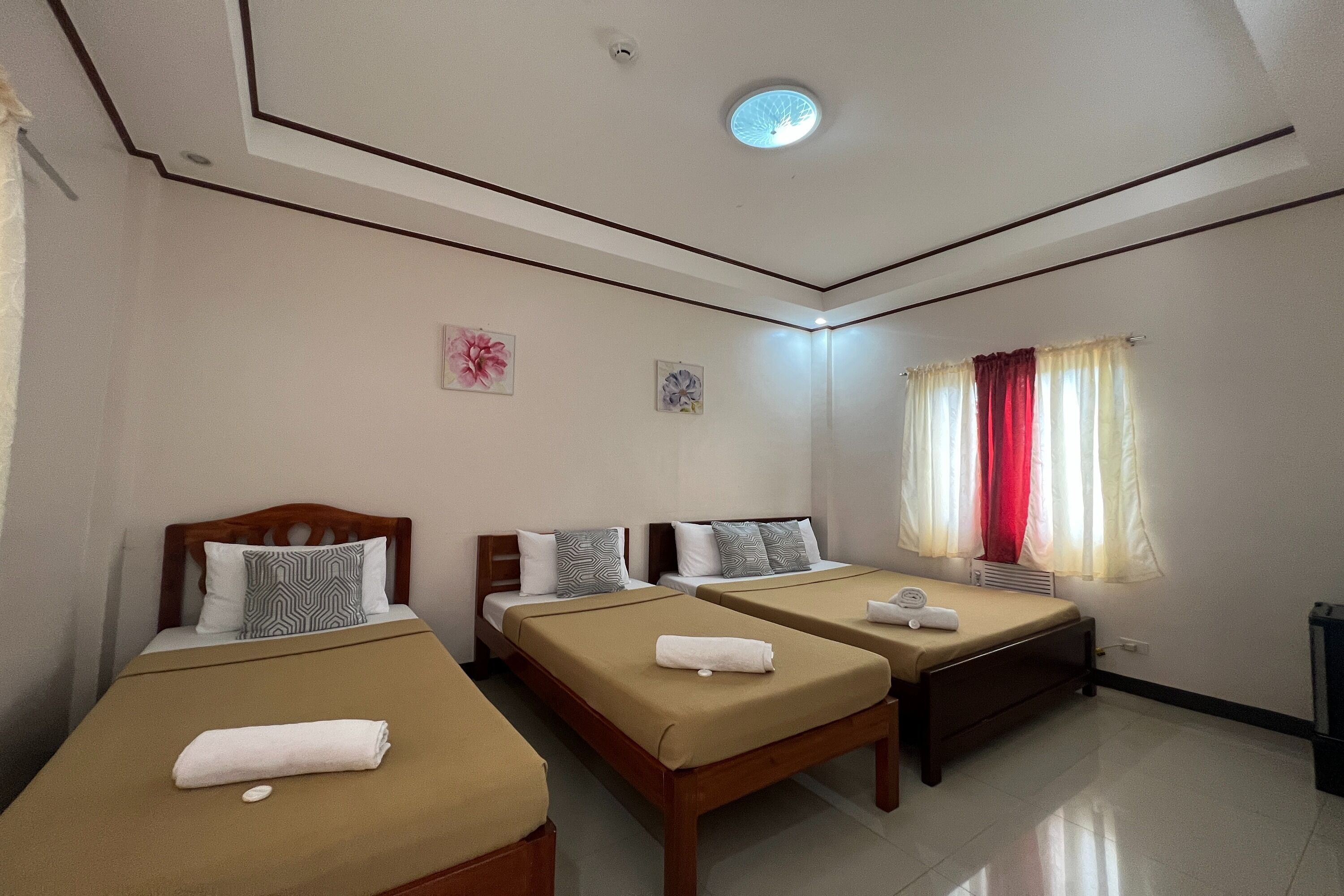 Dinahs Tourist Inn Puerto Princesa