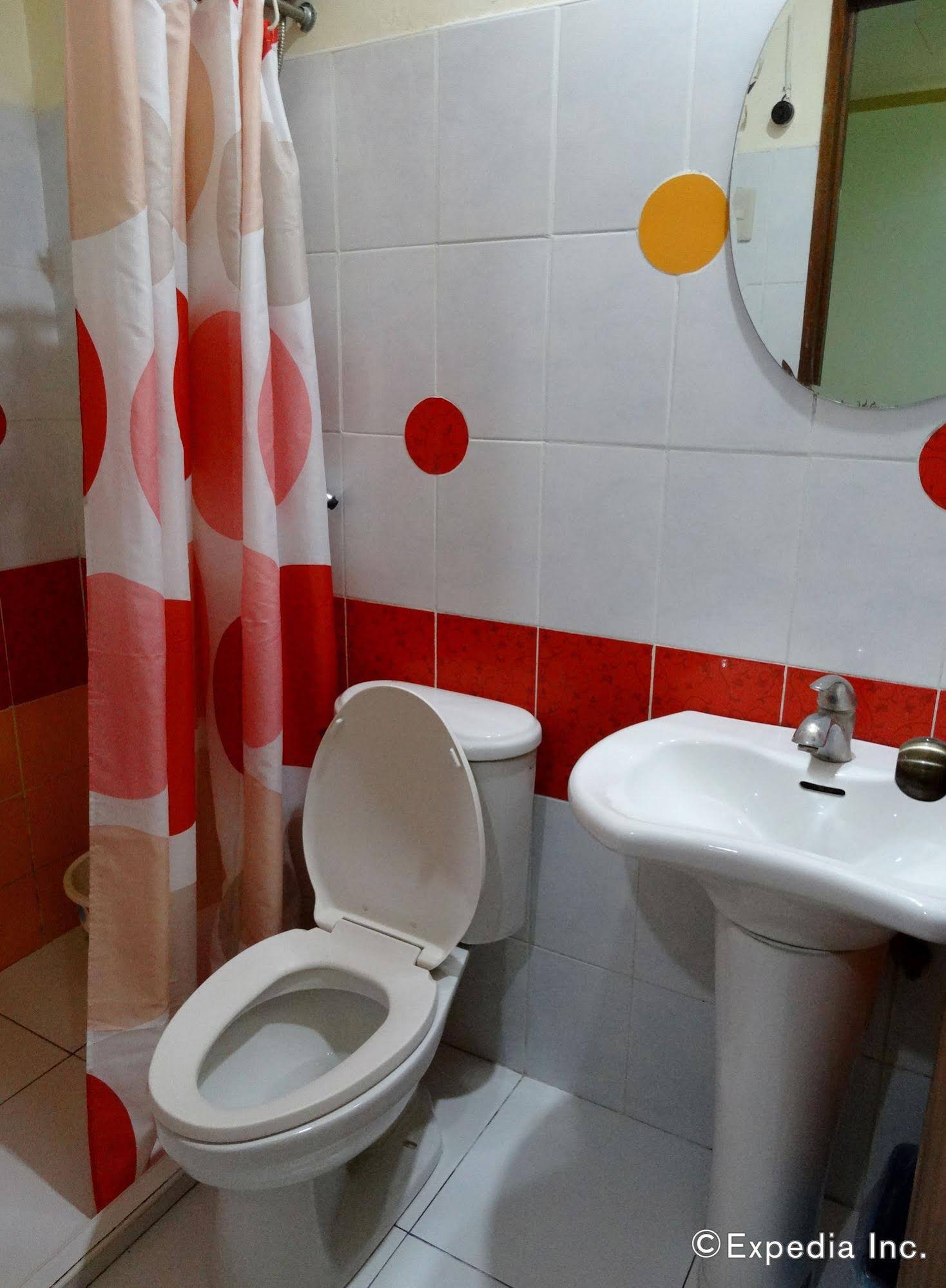 D'Lucky Garden Inn & Suites
