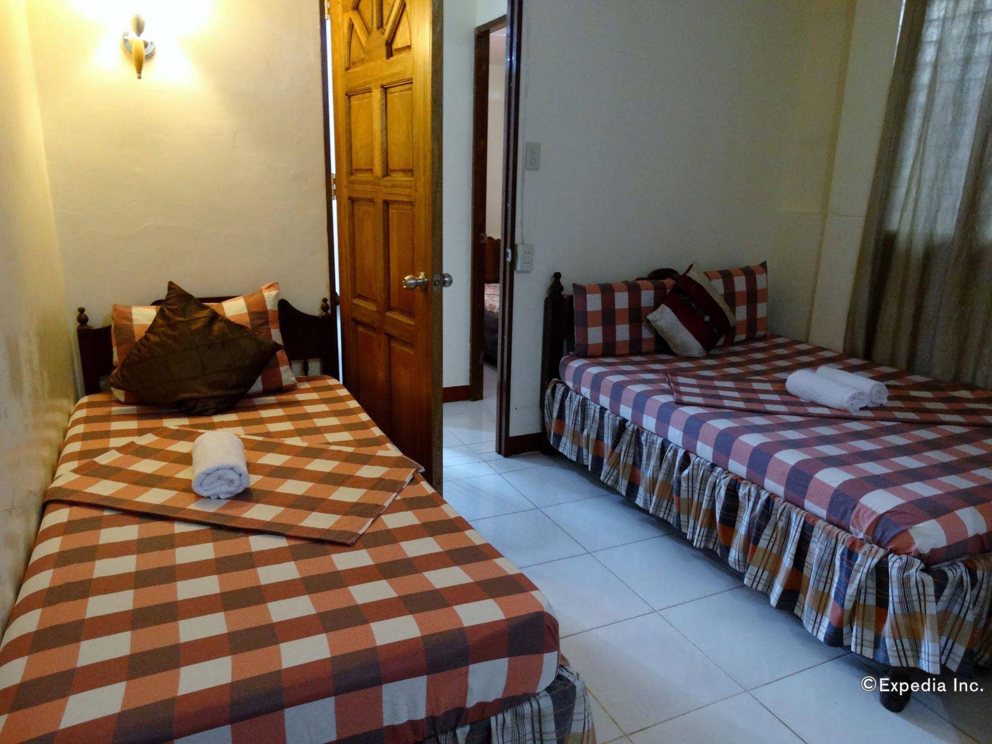 D'Lucky Garden Inn & Suites