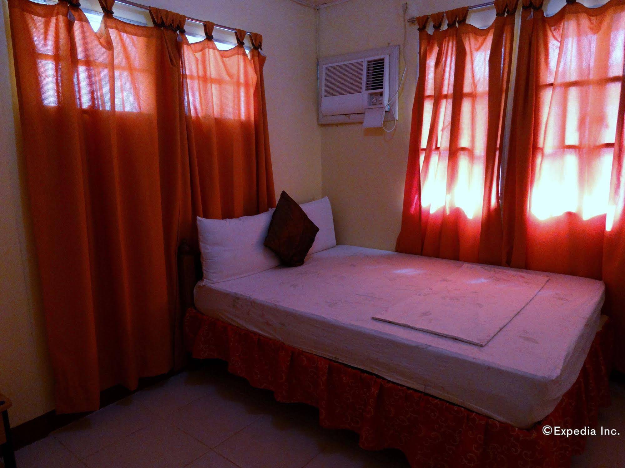 D'Lucky Garden Inn & Suites