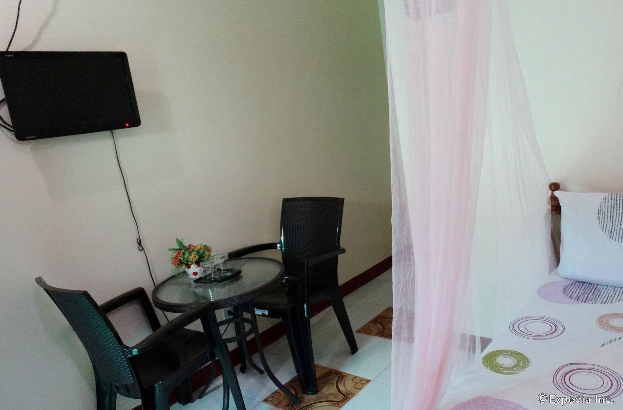 D'Lucky Garden Inn & Suites