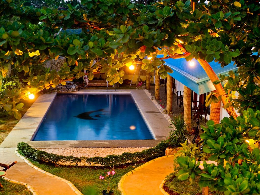 Floral Villarosa Hotel