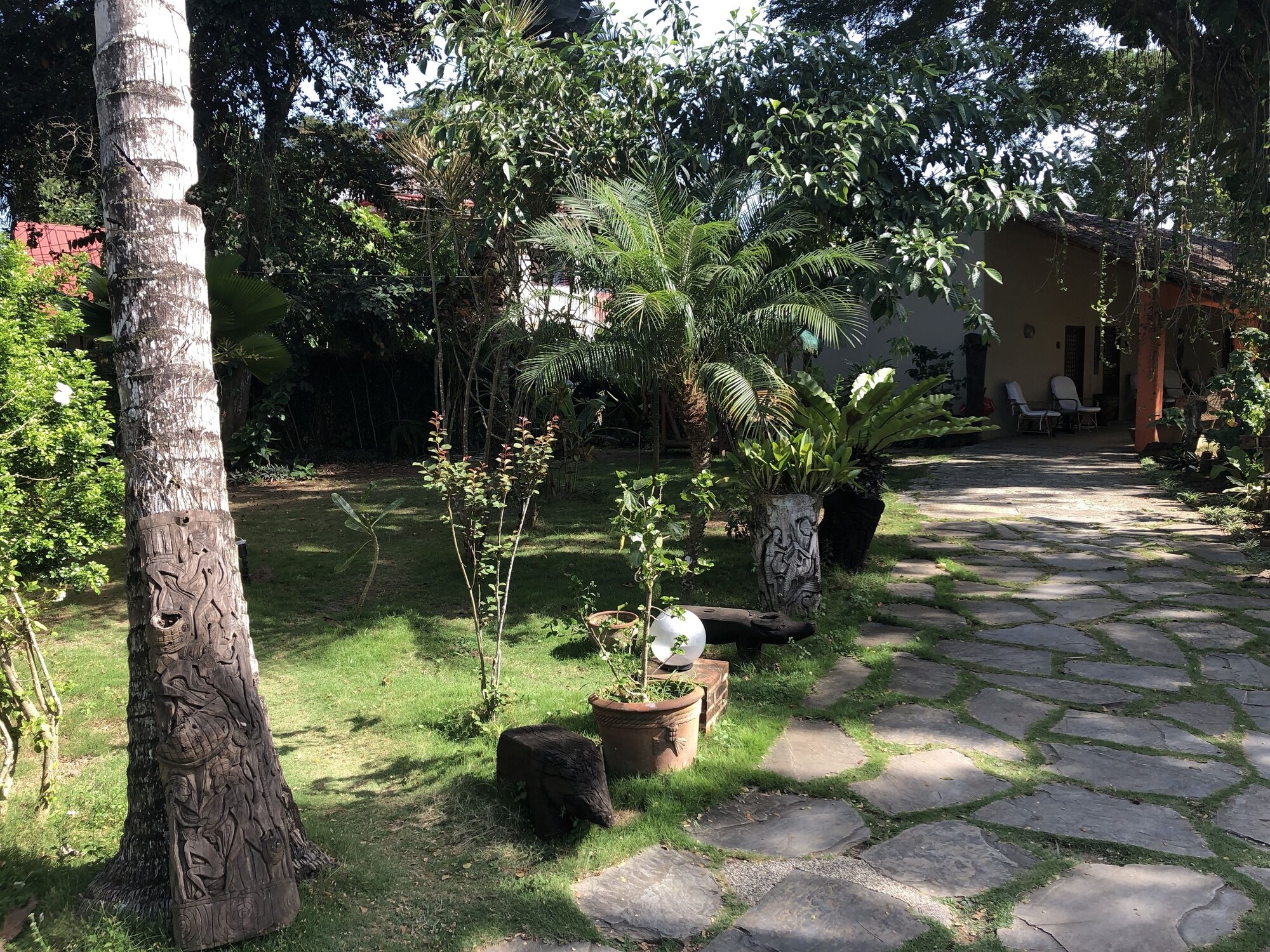 Hibiscus Garden Inn