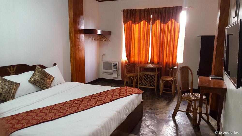 La Charica Inn & Suites