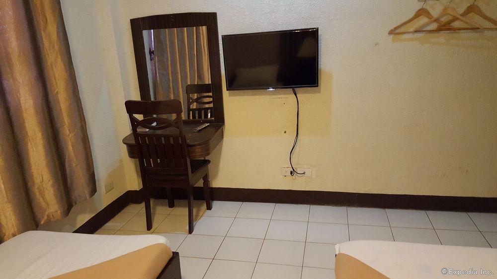 La Charica Inn & Suites
