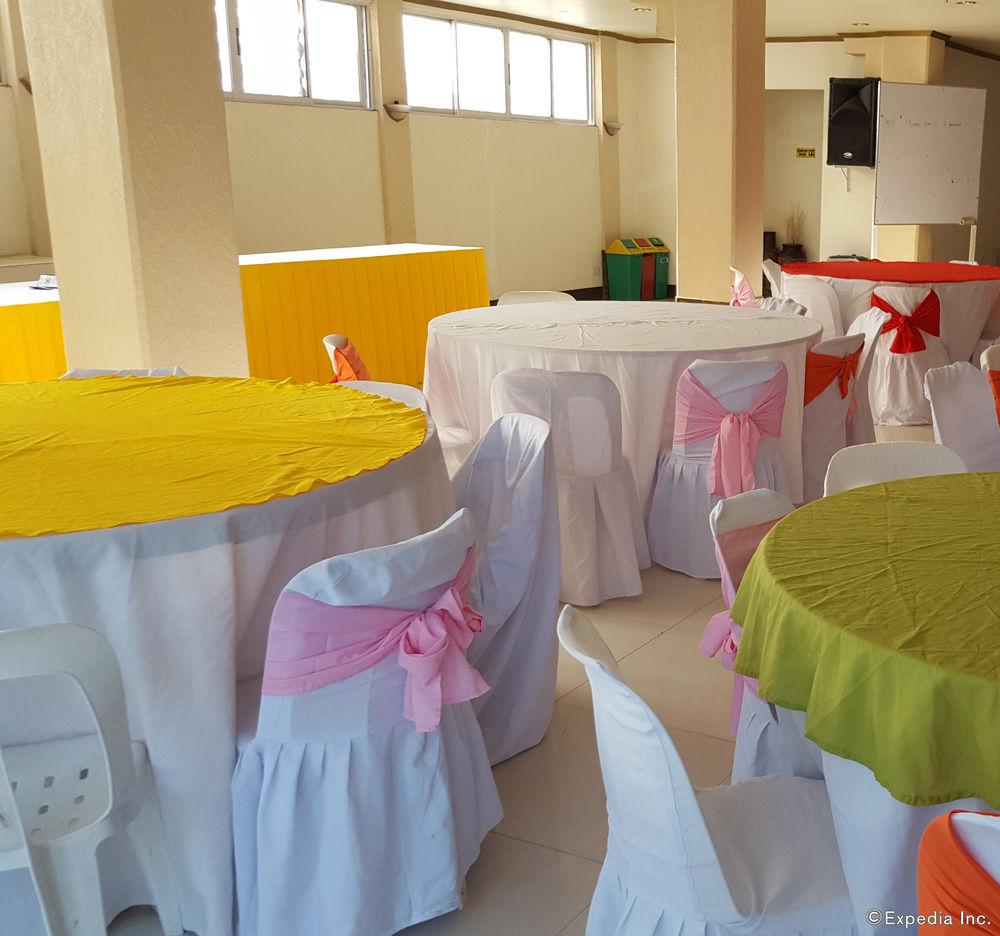 La Charica Inn & Suites