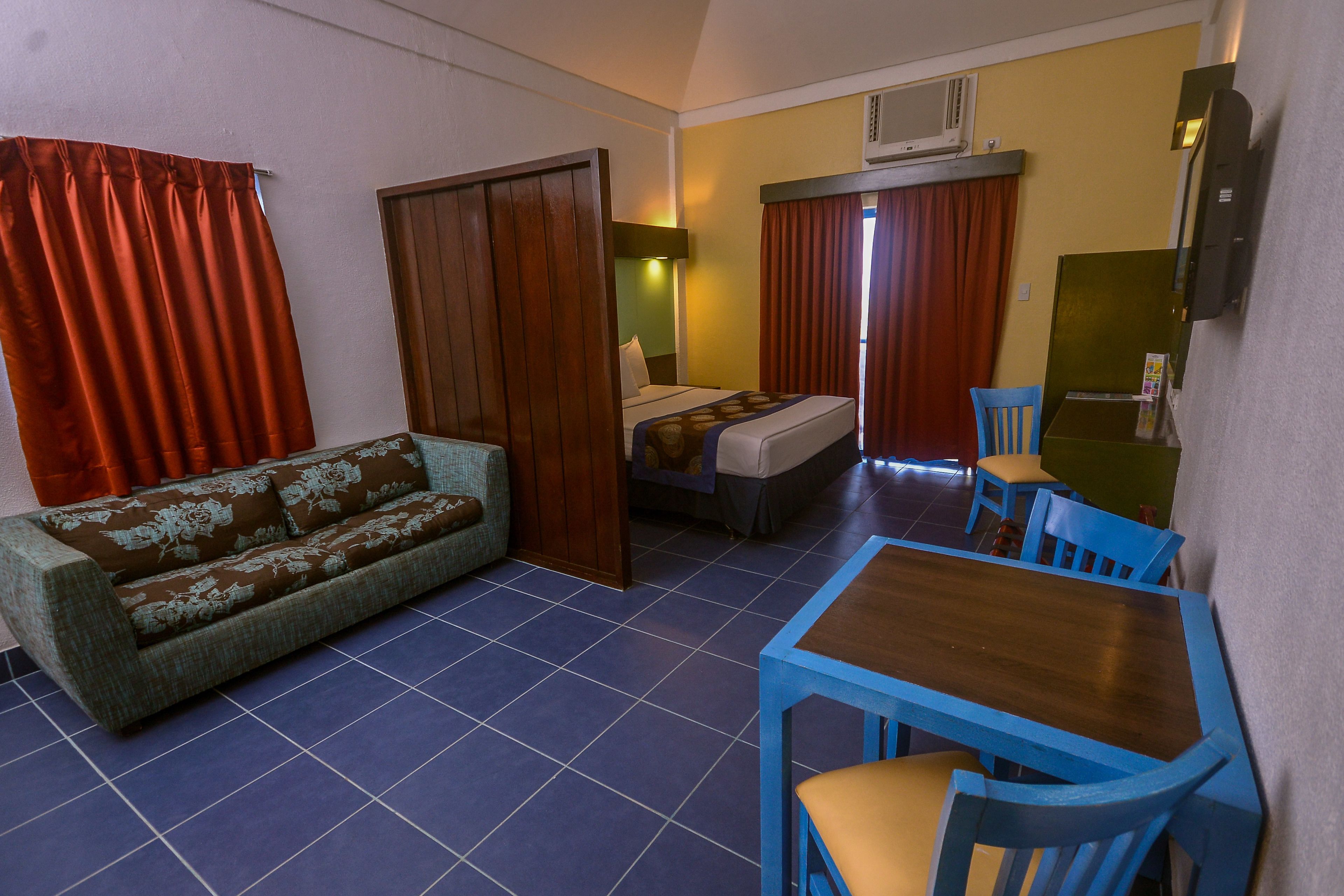 Microtel by Wyndham Puerto Princesa