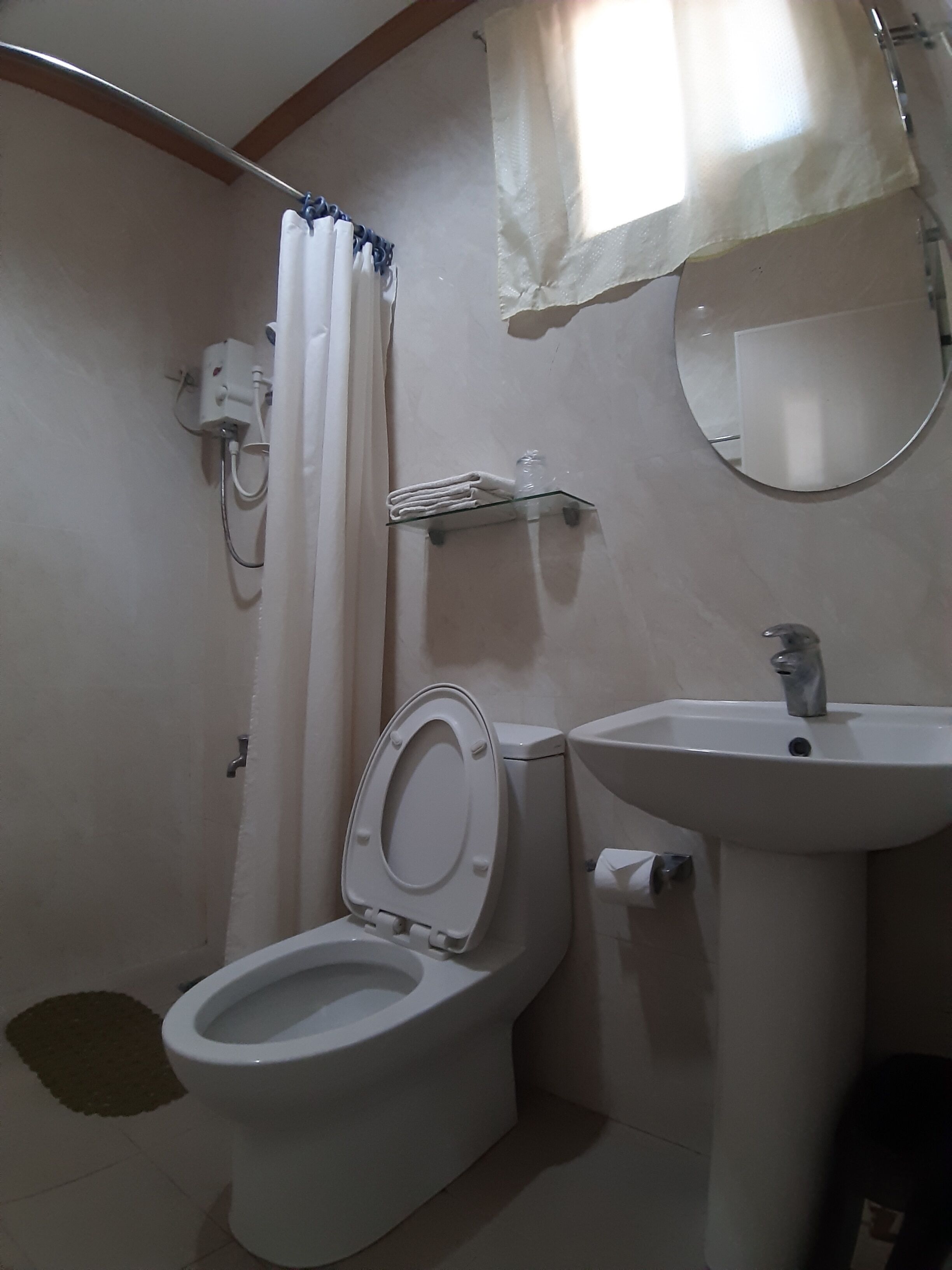 New Casamila by OYO Rooms