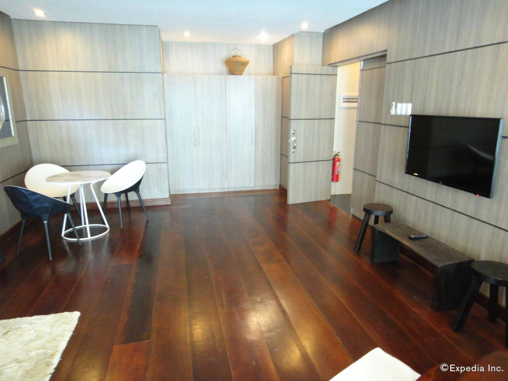 One Manalo Place