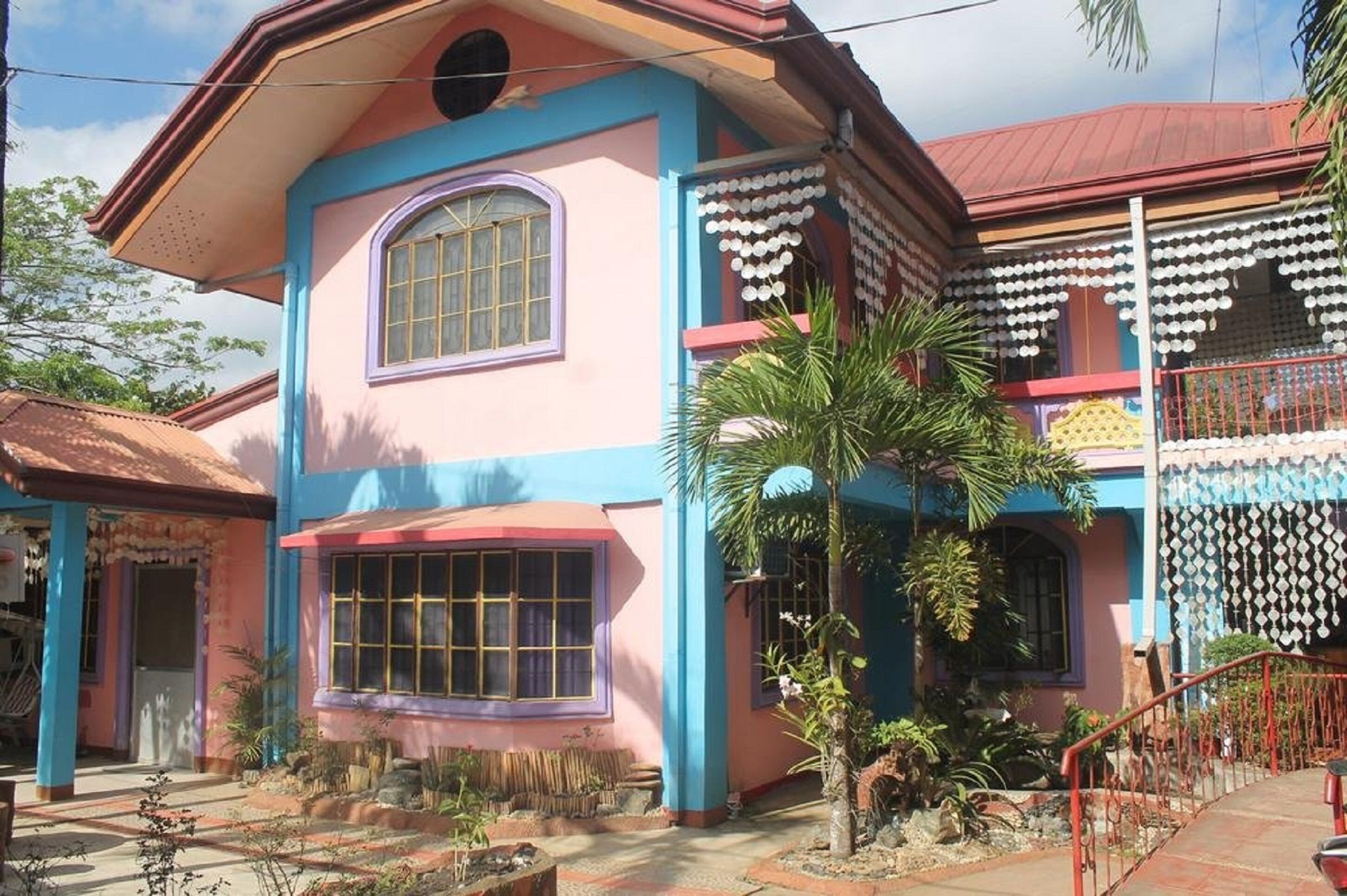OYO 639 Colors Mansion