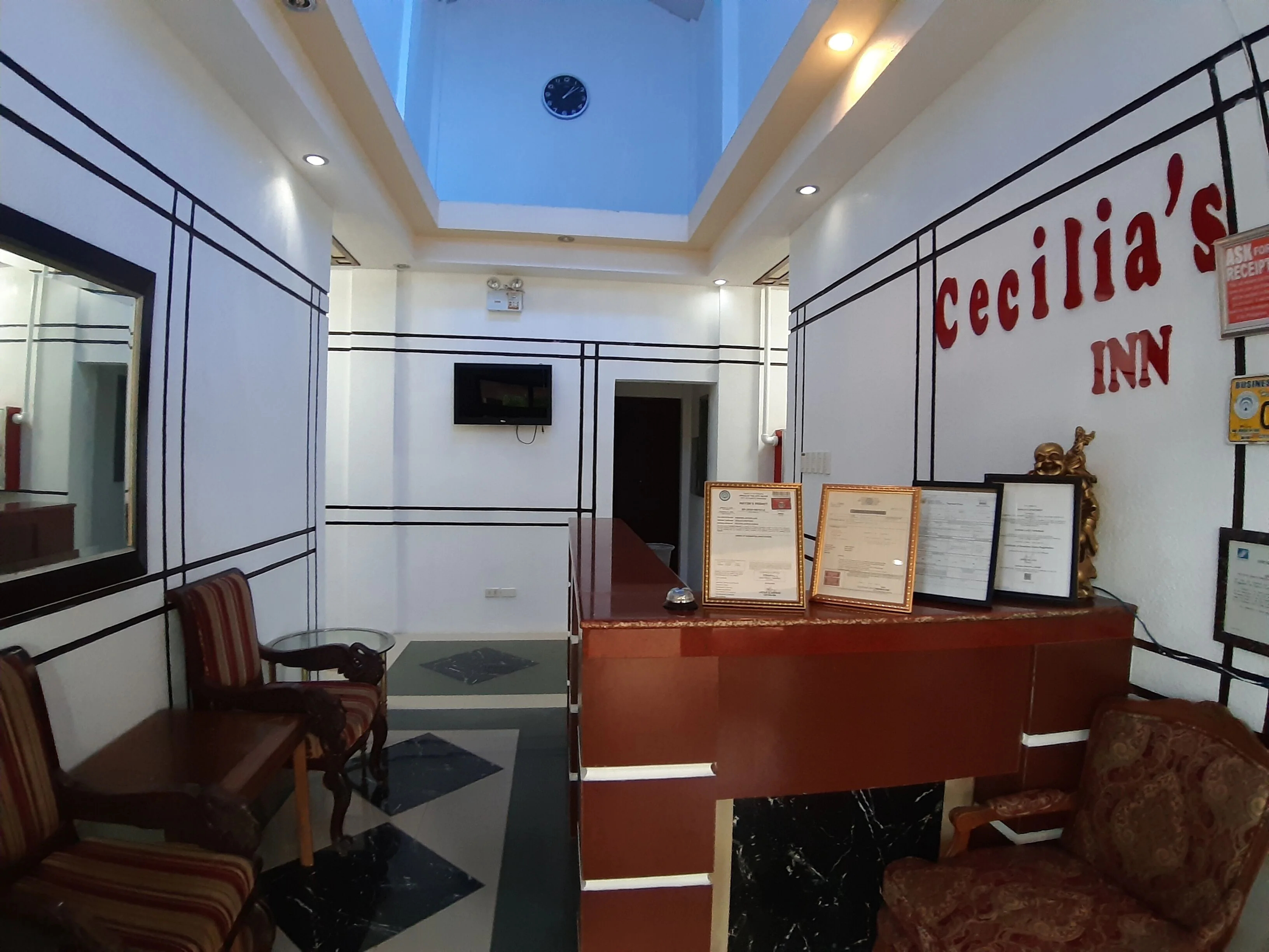 OYO 684 Cecilia's Inn