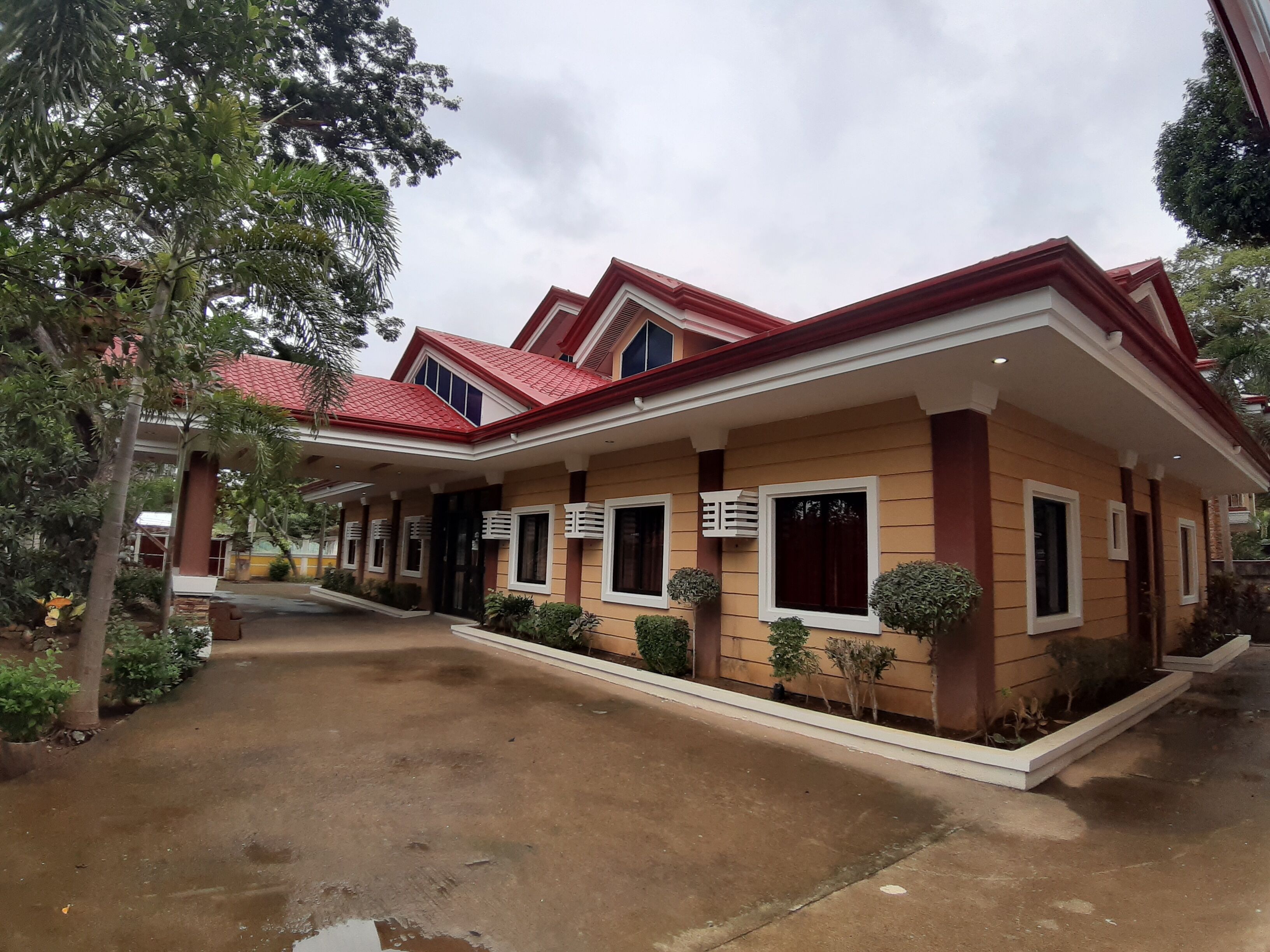 OYO 684 Cecilia's Inn