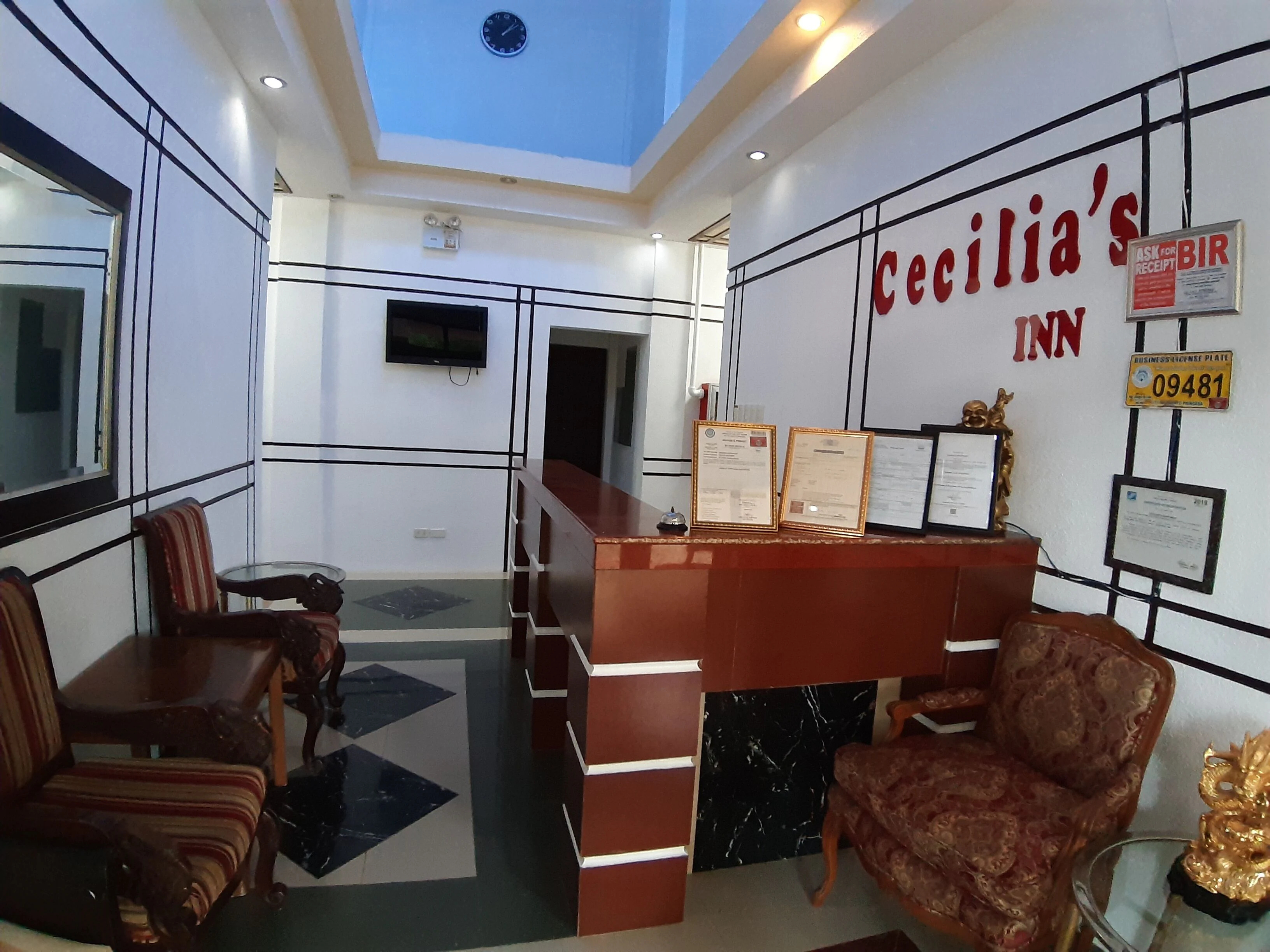 OYO 684 Cecilia's Inn