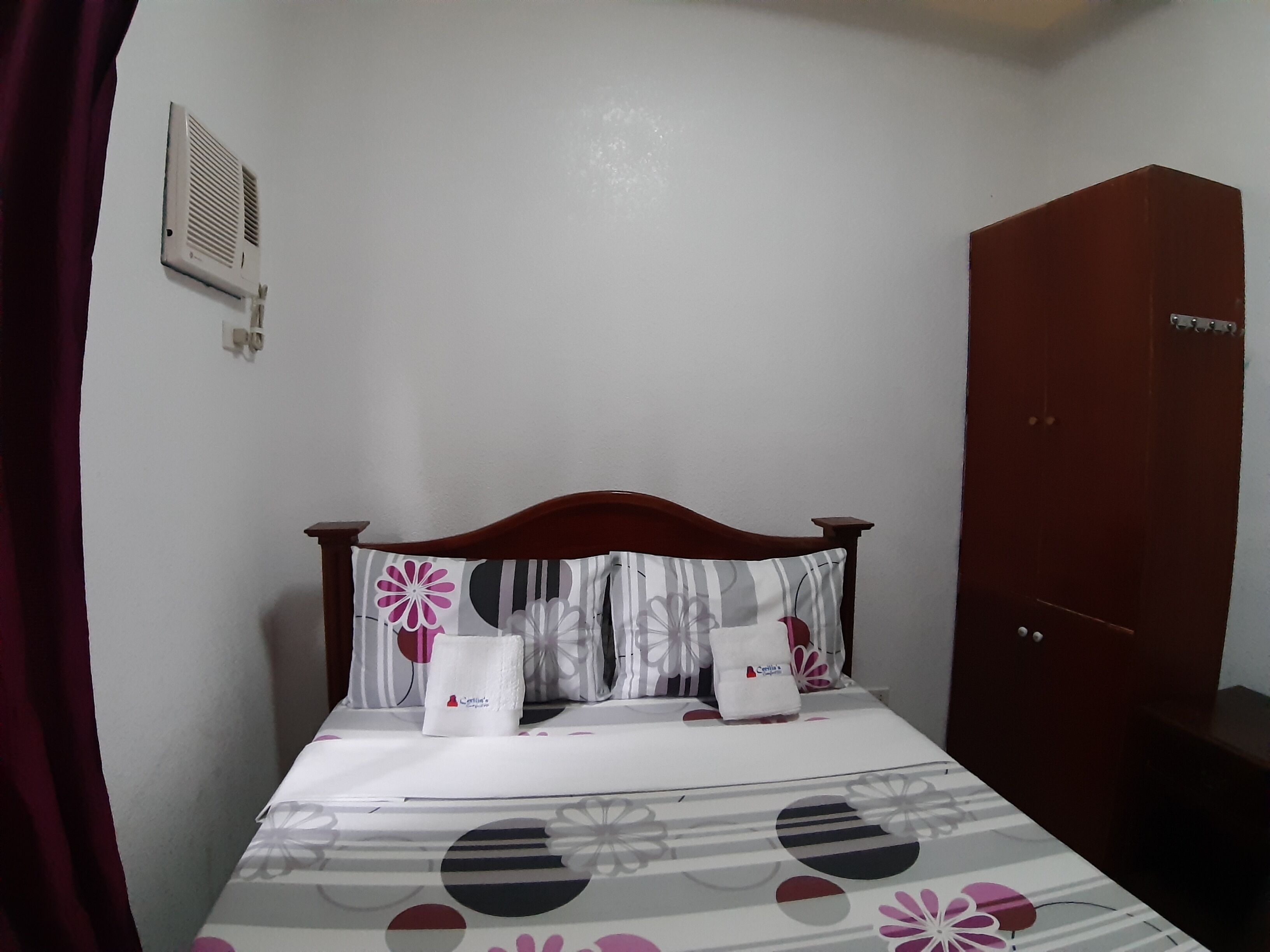 OYO 684 Cecilia's Inn