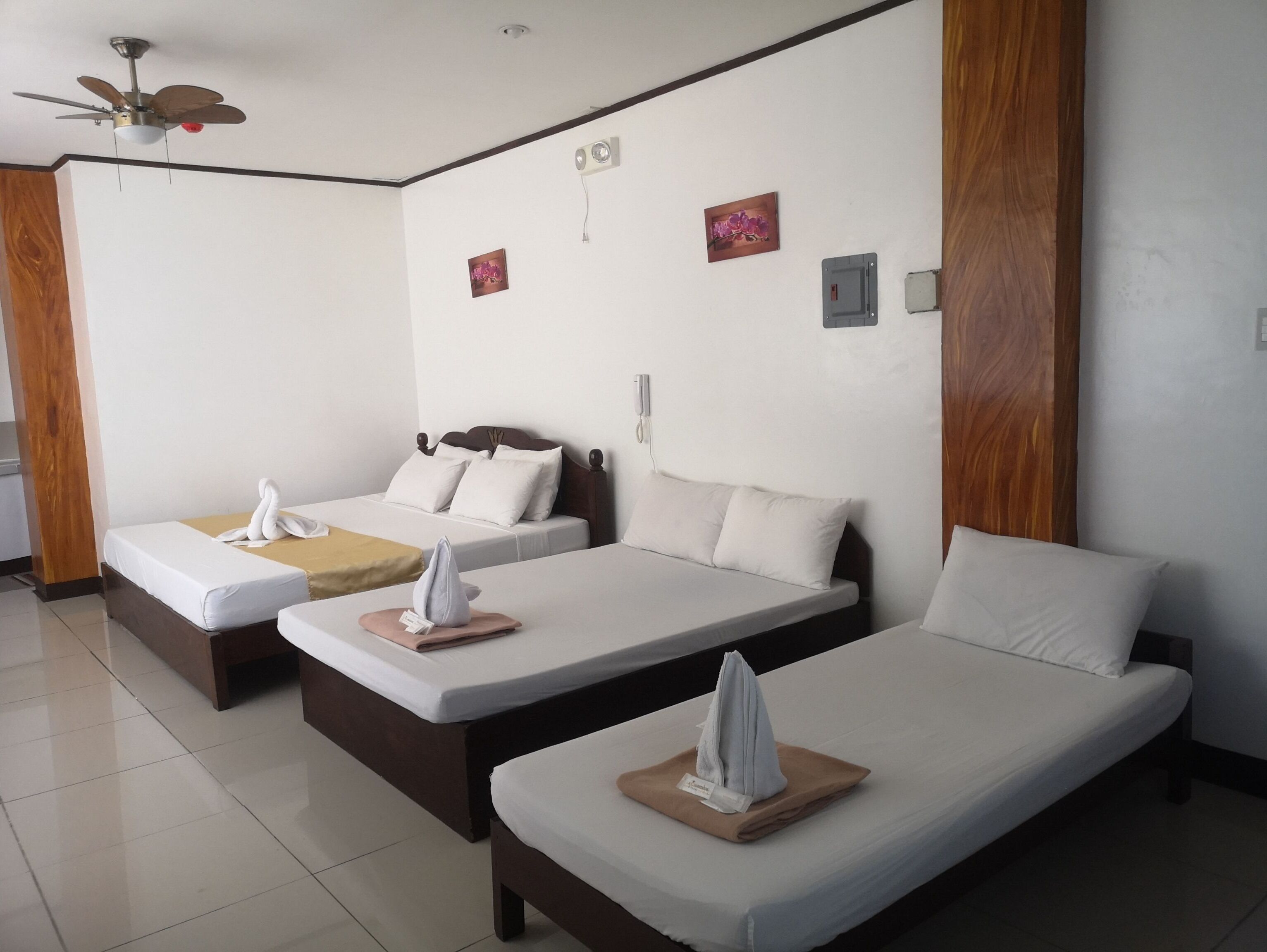 OYO 880 Flores De Musa Inn