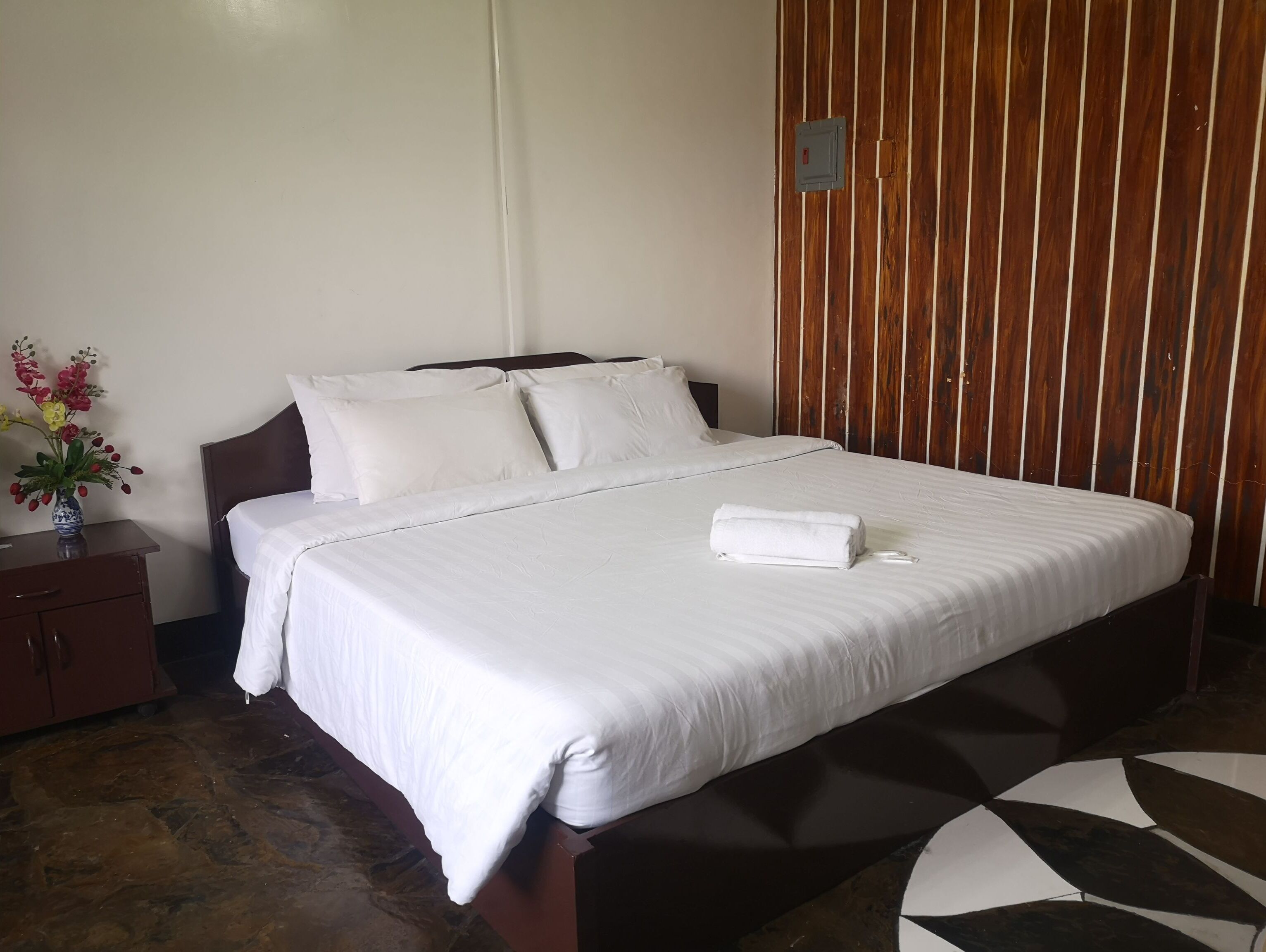 OYO 880 Flores De Musa Inn