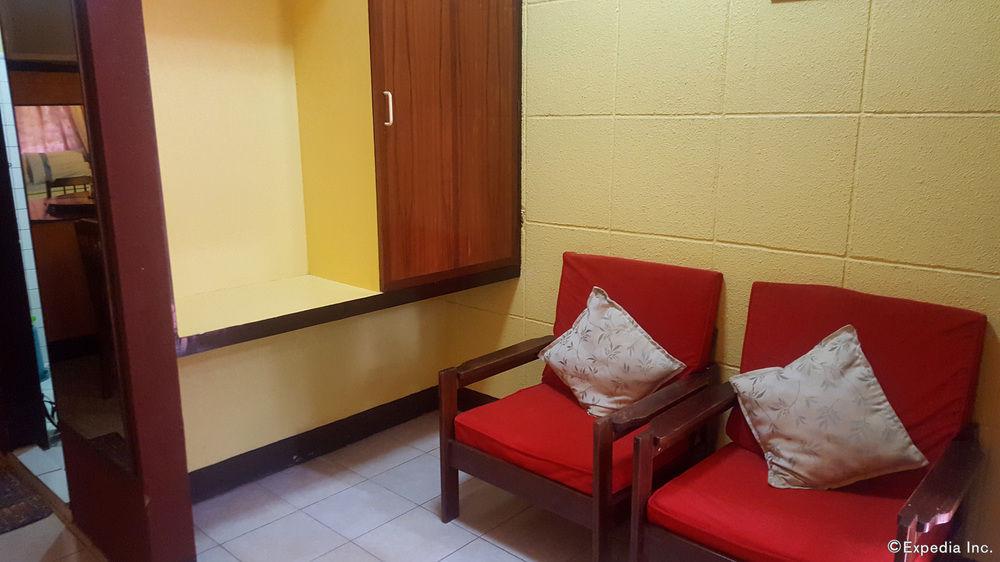 Palawan Village Hotel by OYO Rooms