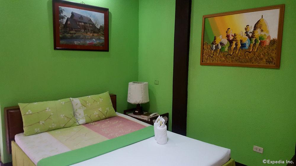 Palawan Village Hotel by OYO Rooms